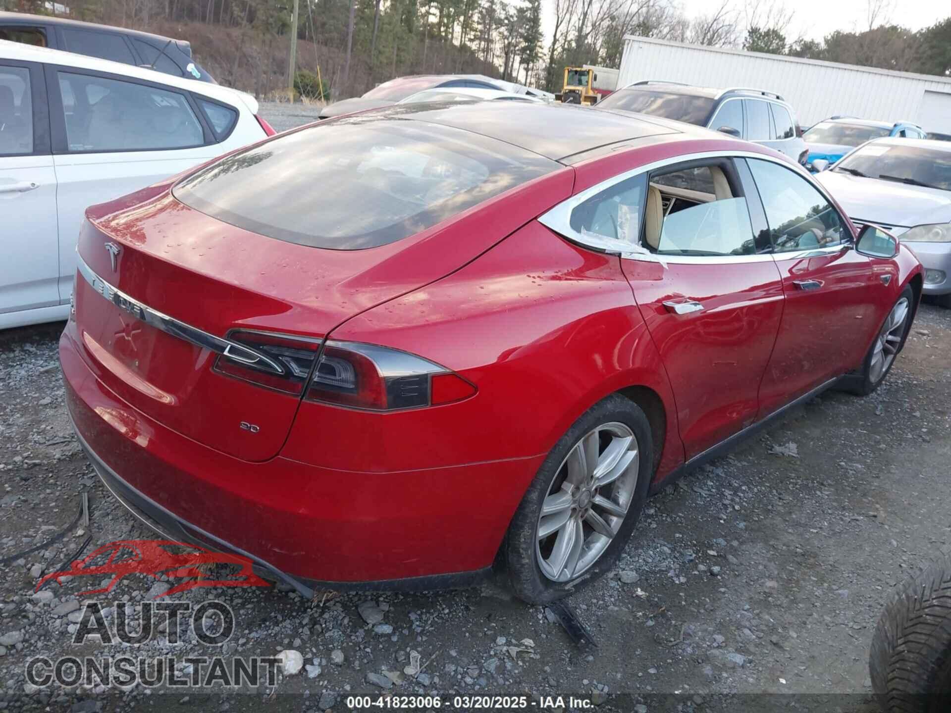 TESLA MODEL S 2013 - 5YJSA1DNXDFP27901