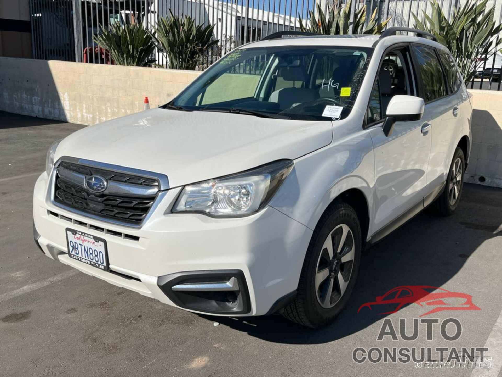 SUBARU FORESTER 2018 - JF2SJAEC9JH511113