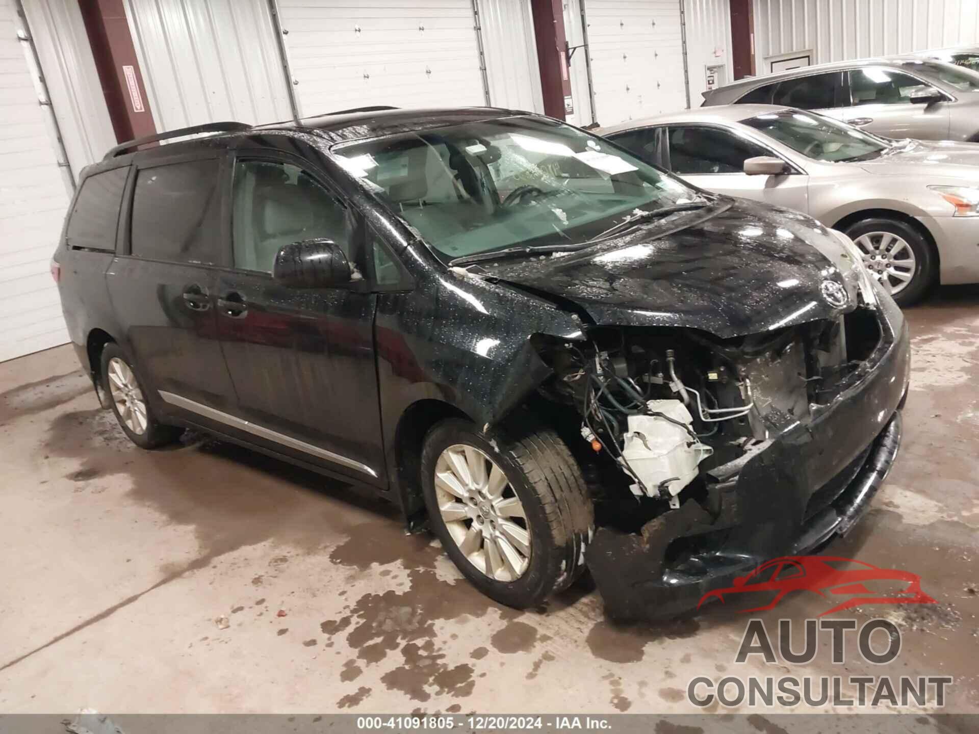 TOYOTA SIENNA 2015 - 5TDJK3DC9FS115058