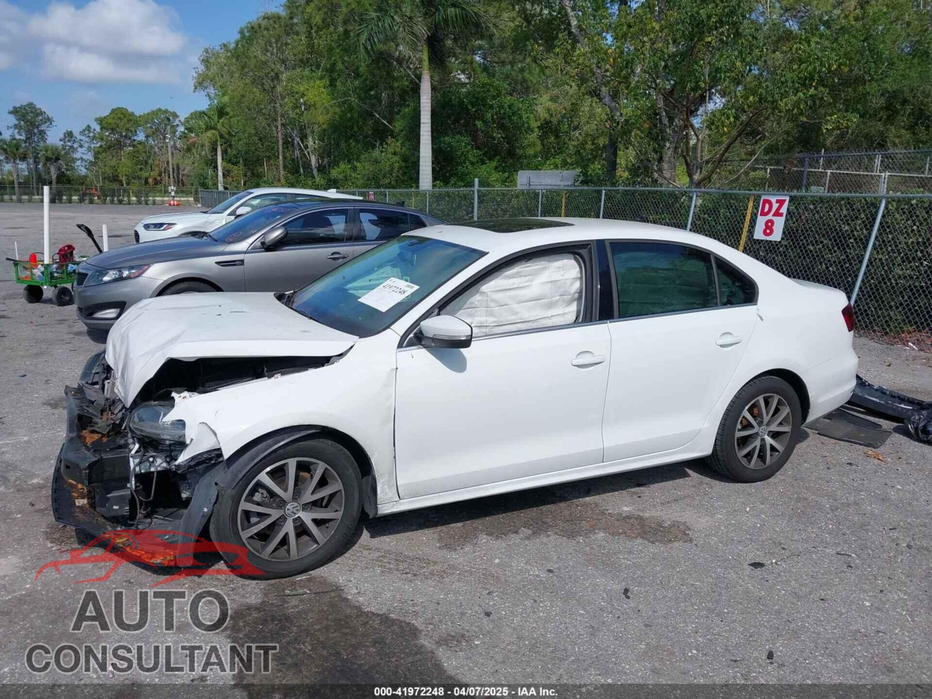 VOLKSWAGEN JETTA 2017 - 3VWDB7AJ7HM398308