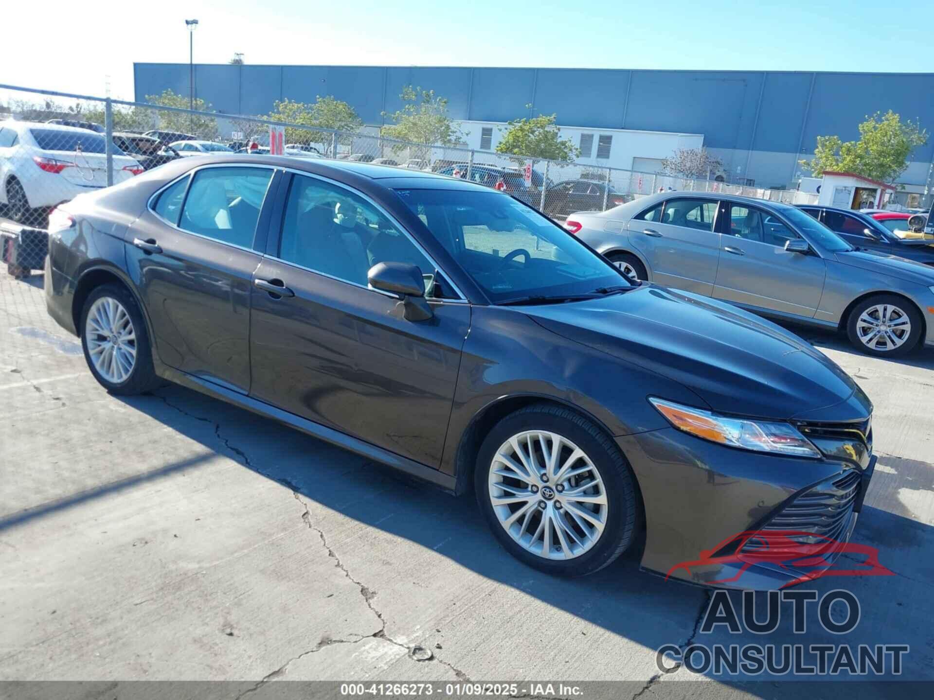 TOYOTA CAMRY 2018 - 4T1BZ1HK7JU502794