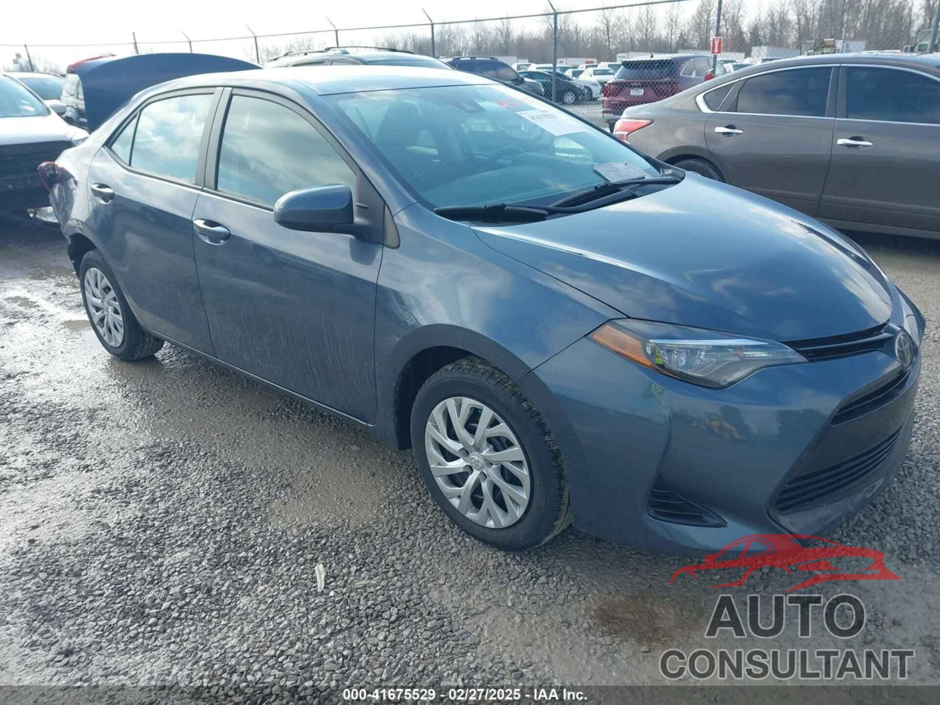 TOYOTA COROLLA 2018 - 5YFBURHE3JP828648