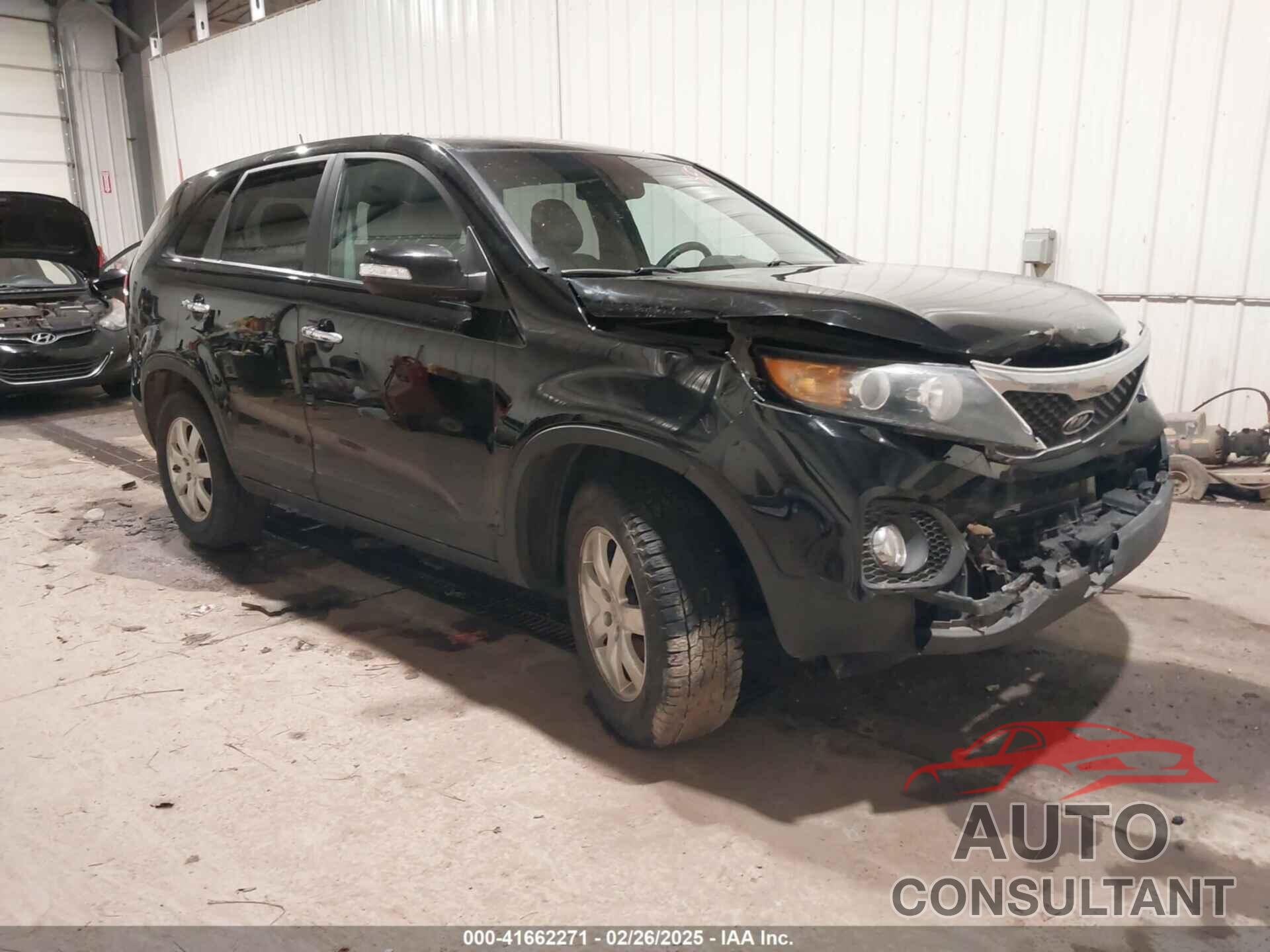 KIA SORENTO 2011 - 5XYKT3A16BG133061