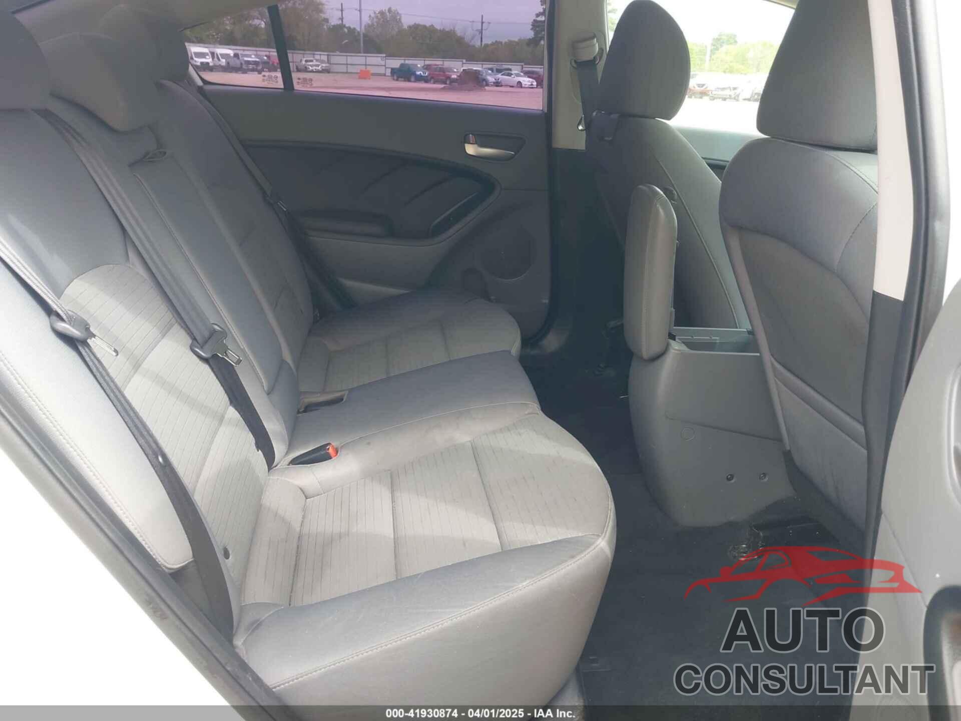 KIA FORTE 2017 - 3KPFL4A76HE072067
