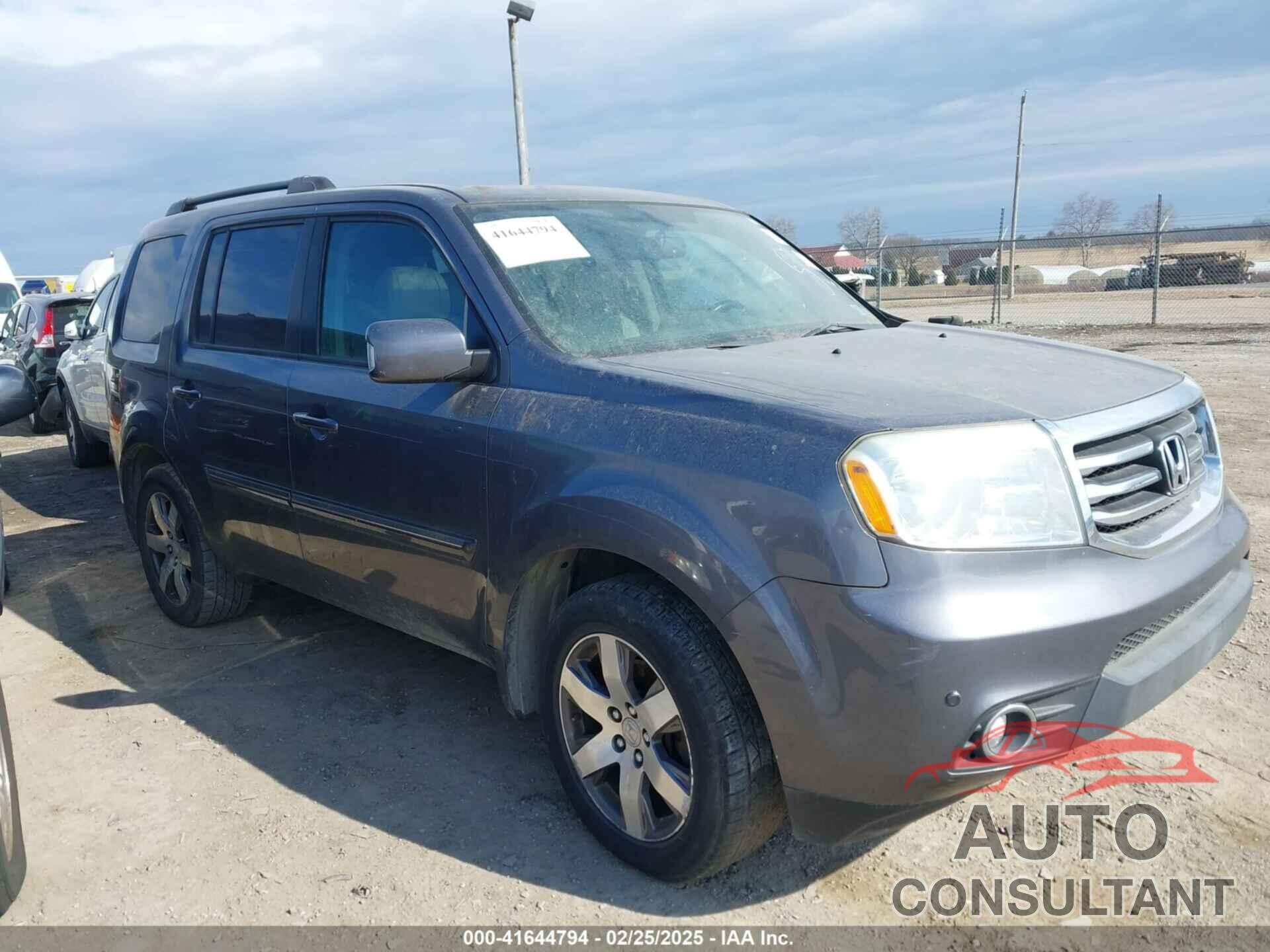 HONDA PILOT 2015 - 5FNYF4H91FB047530