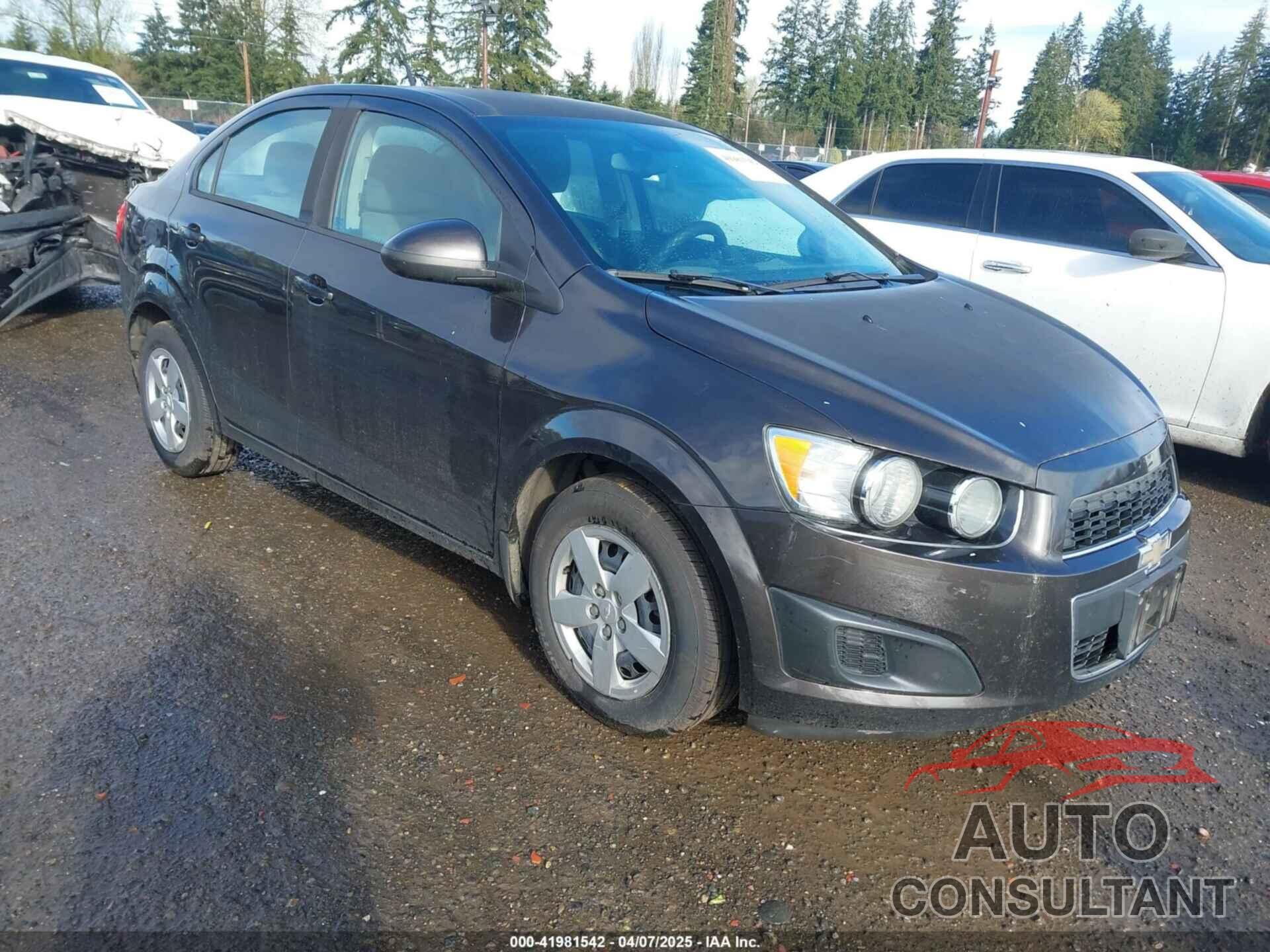 CHEVROLET SONIC 2013 - 1G1JA5SG5D4205779