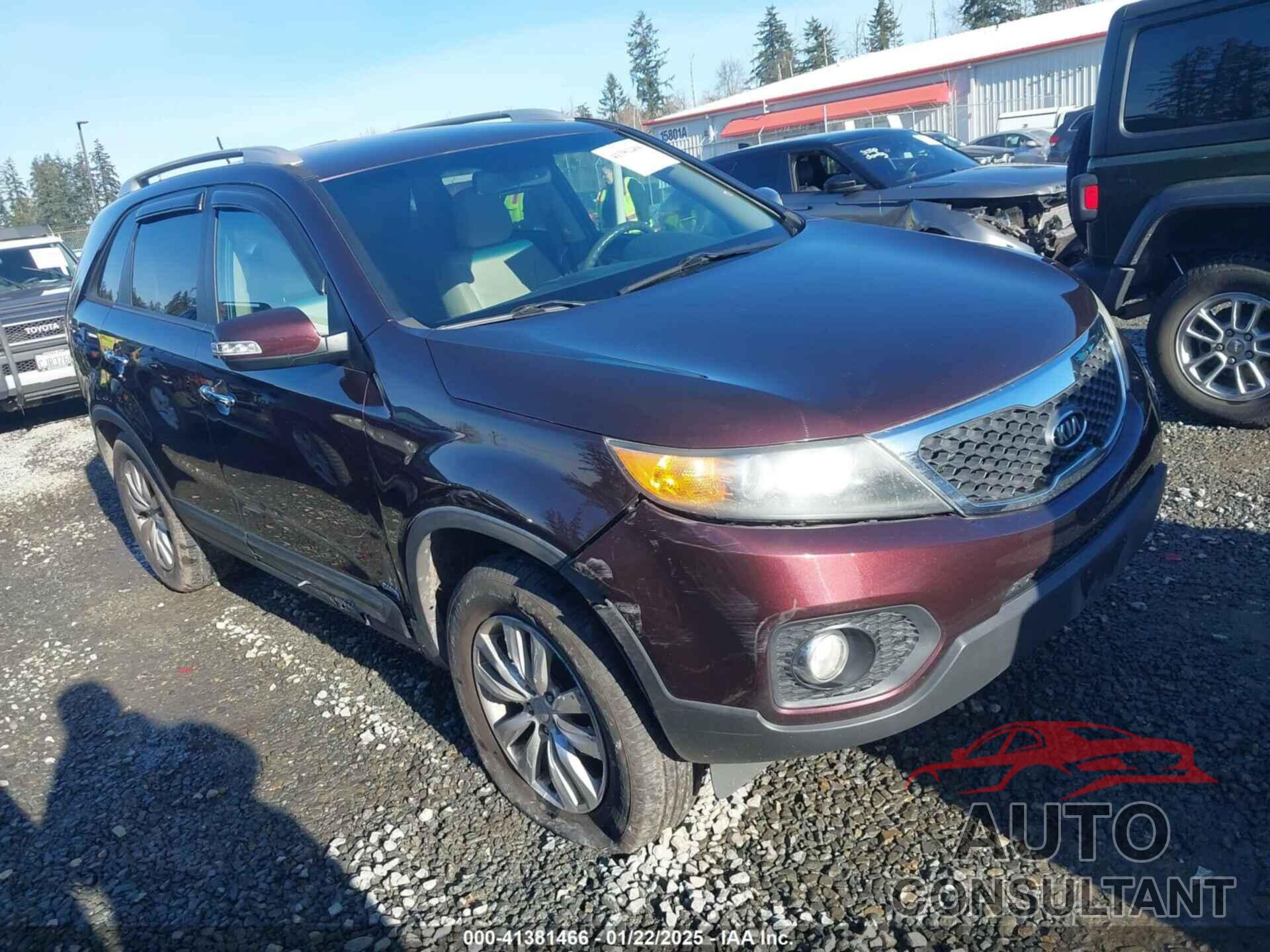 KIA SORENTO 2011 - 5XYKTDA23BG136014