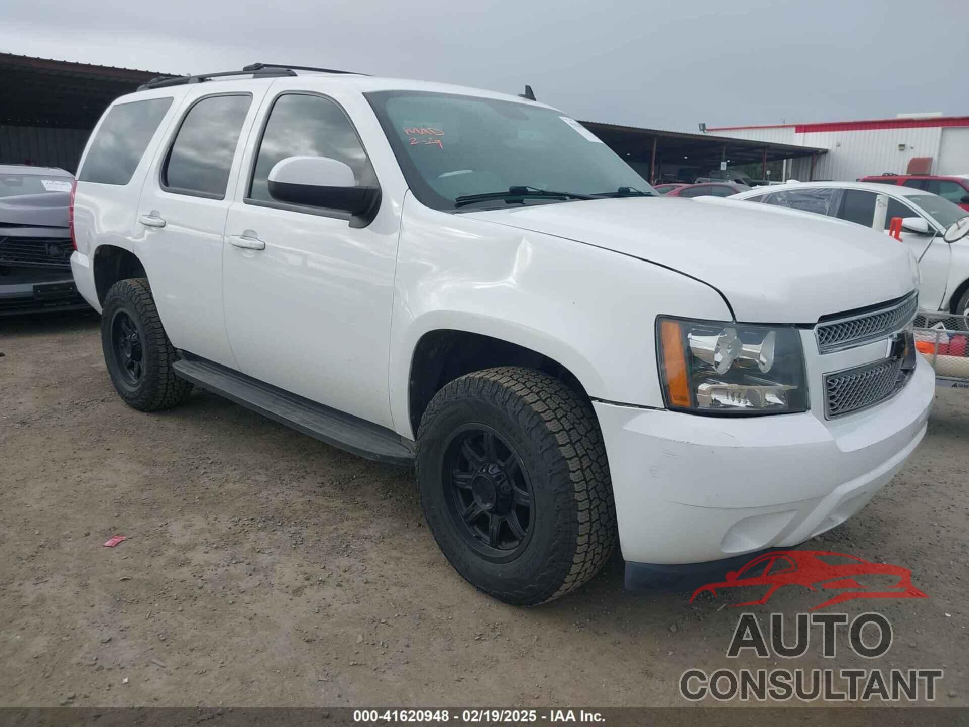 CHEVROLET TAHOE 2013 - 1GNSKBE04DR323614