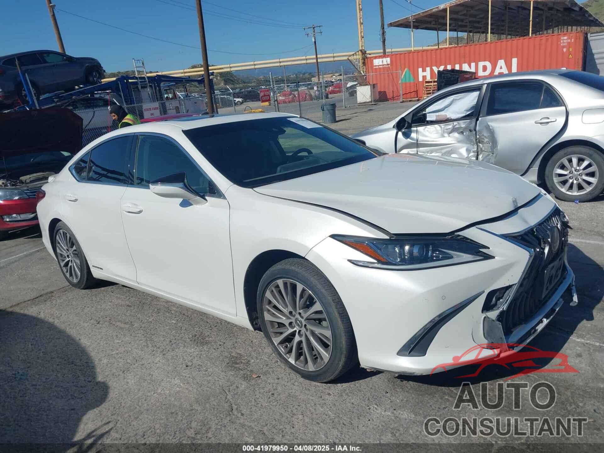 LEXUS ES 300H 2019 - JTHB21B10K2036789
