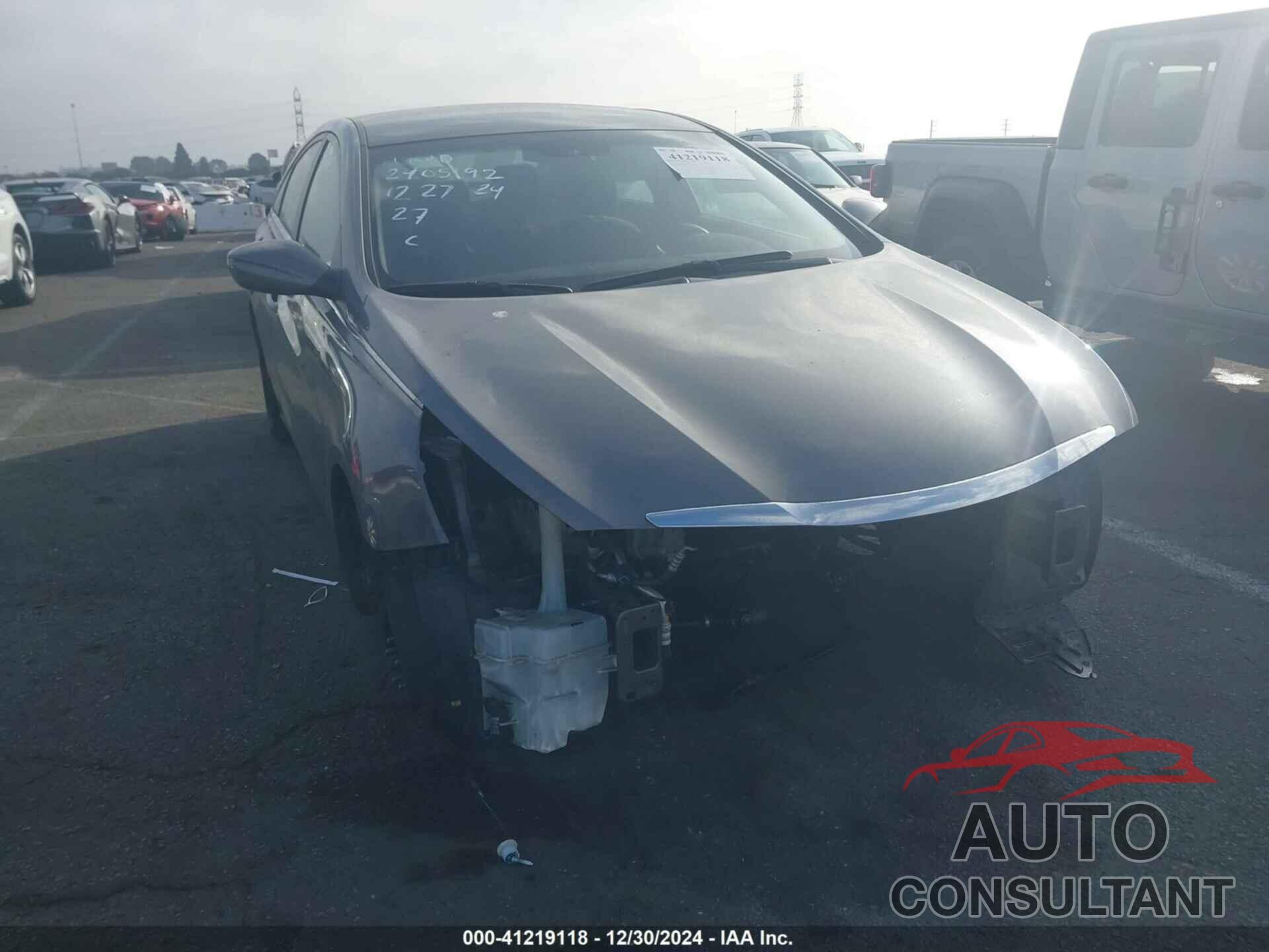 HYUNDAI SONATA 2011 - 5NPEB4AC5BH170599