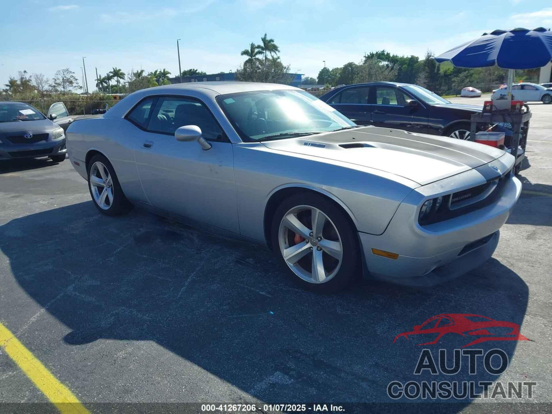 DODGE CHALLENGER SRT8 2010 - 2B3CJ8DW2AH208705