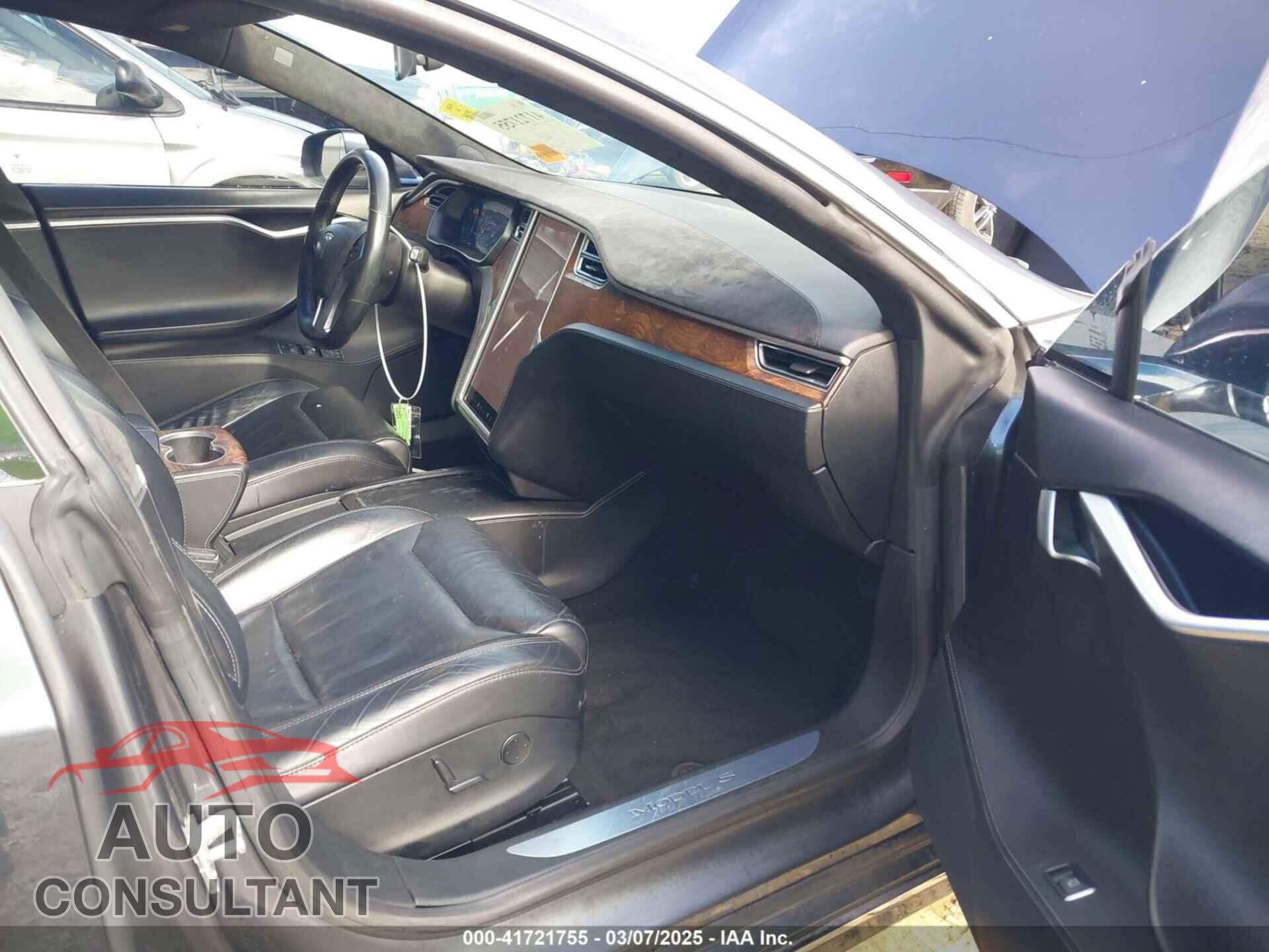 TESLA MODEL S 2017 - 5YJSA1E23HF198592