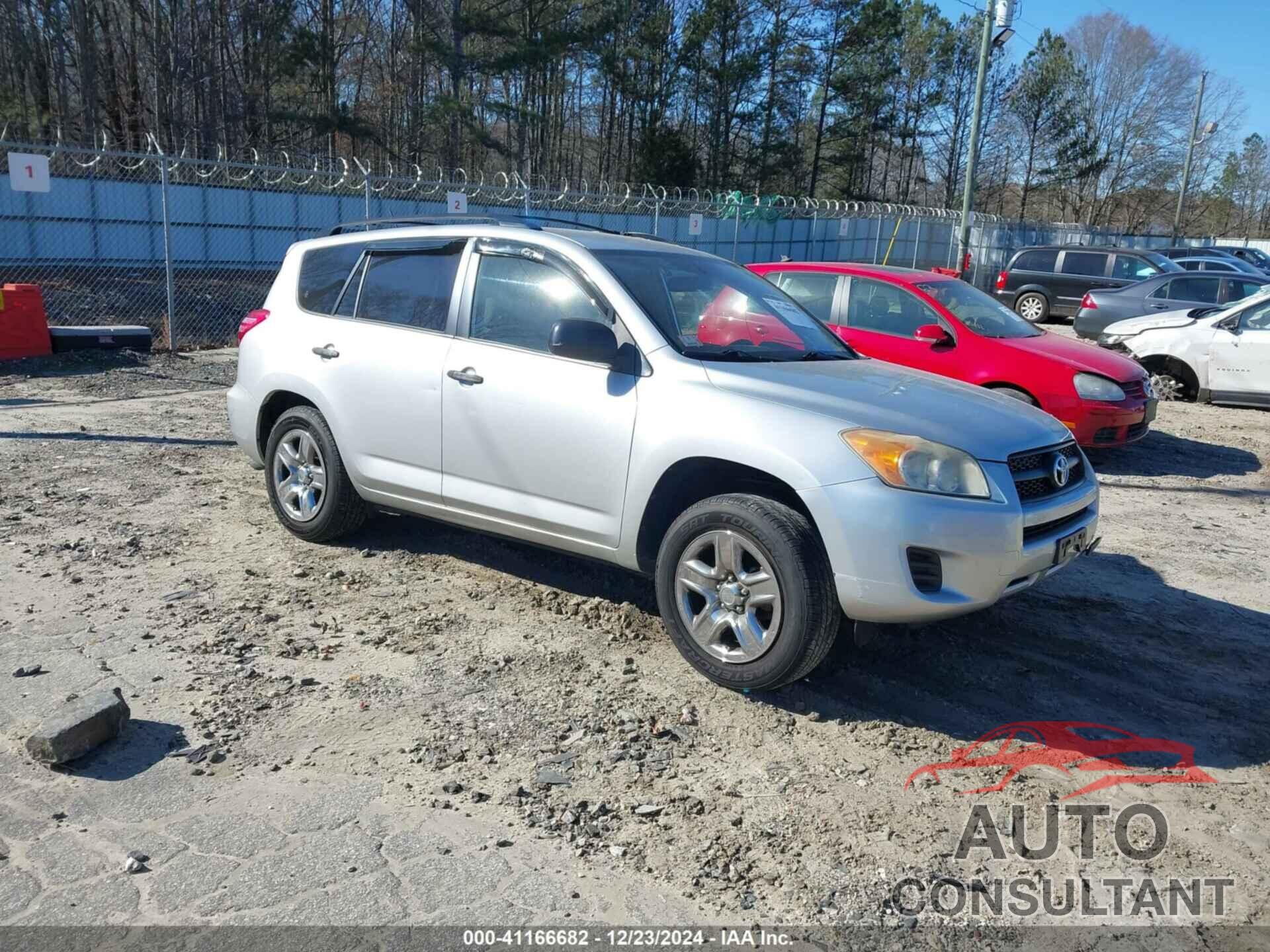 TOYOTA RAV4 2009 - JTMBF33V09D018391