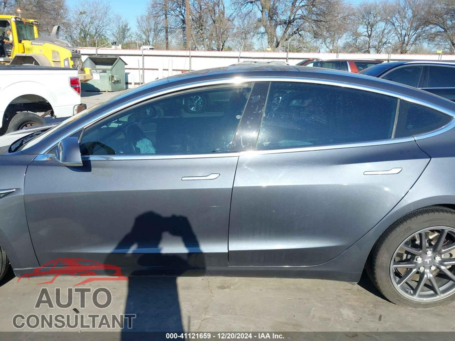 TESLA MODEL 3 2018 - 5YJ3E1EB2JF128922