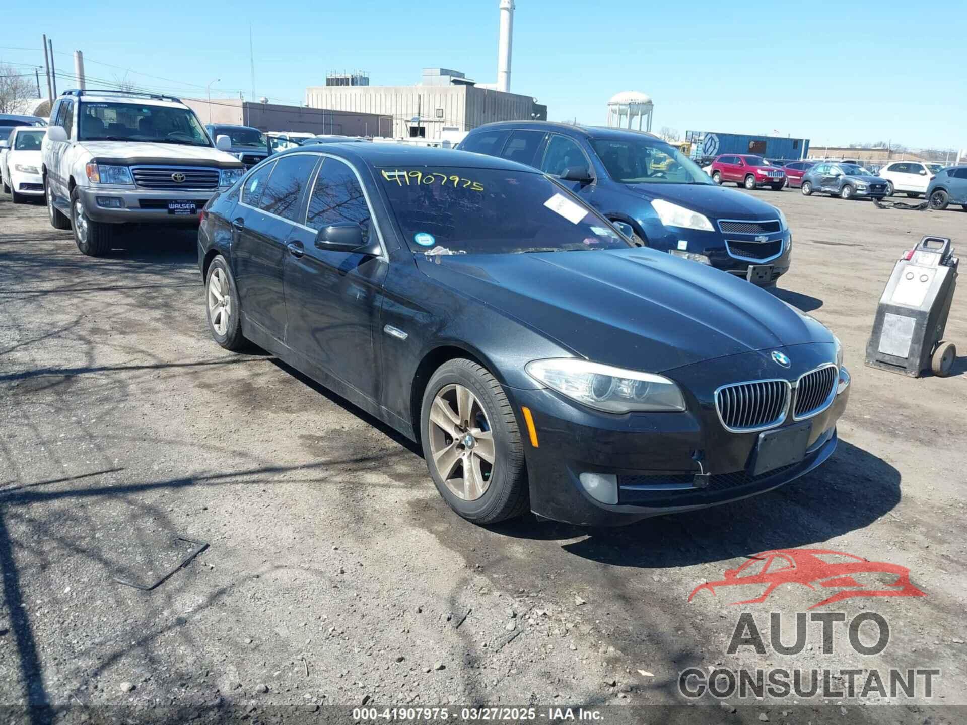 BMW 528I 2011 - WBAFR1C53BC260405