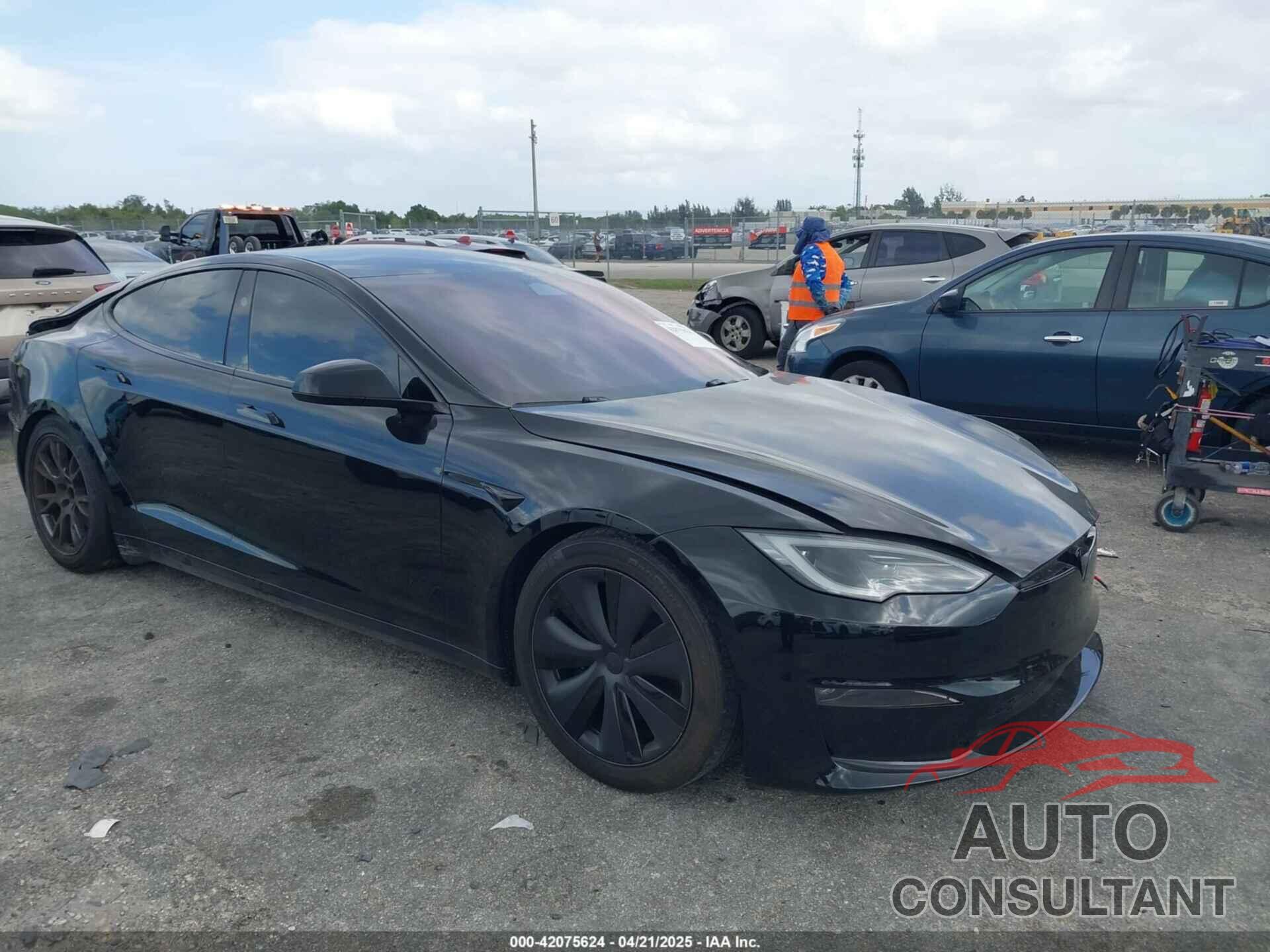 TESLA MODEL S 2023 - 5YJSA1E53PF510757