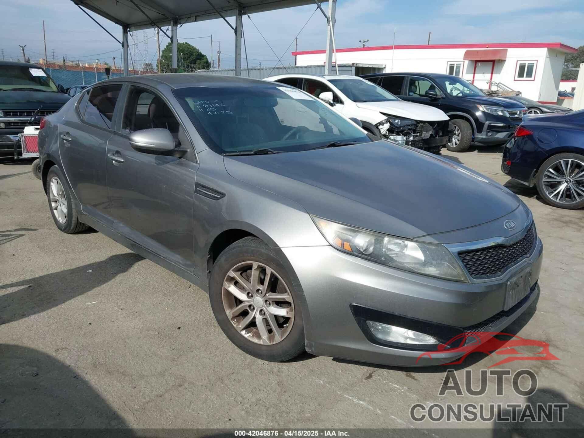 KIA OPTIMA 2012 - 5XXGM4A71CG082202