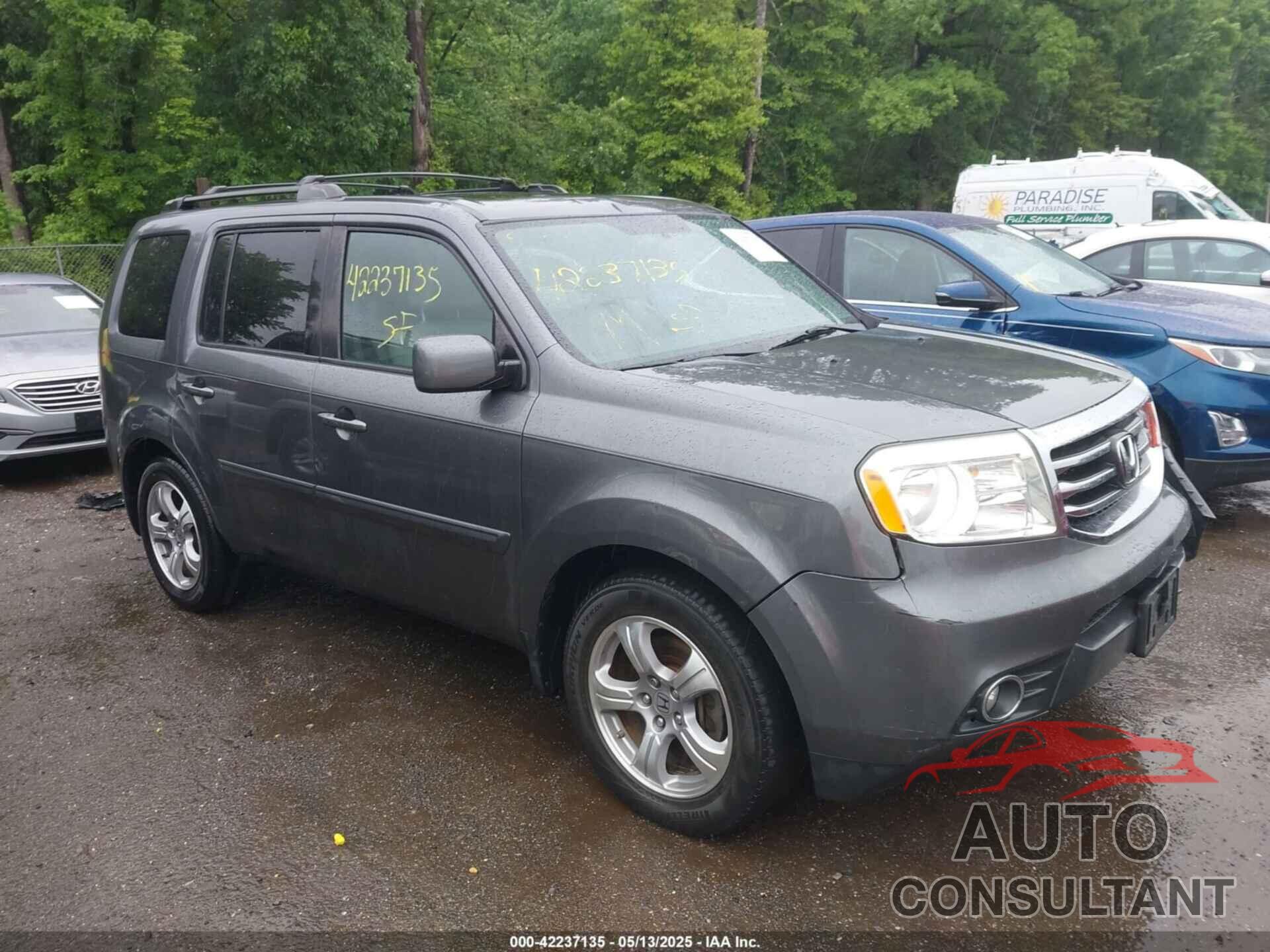 HONDA PILOT 2013 - 5FNYF4H57DB008953