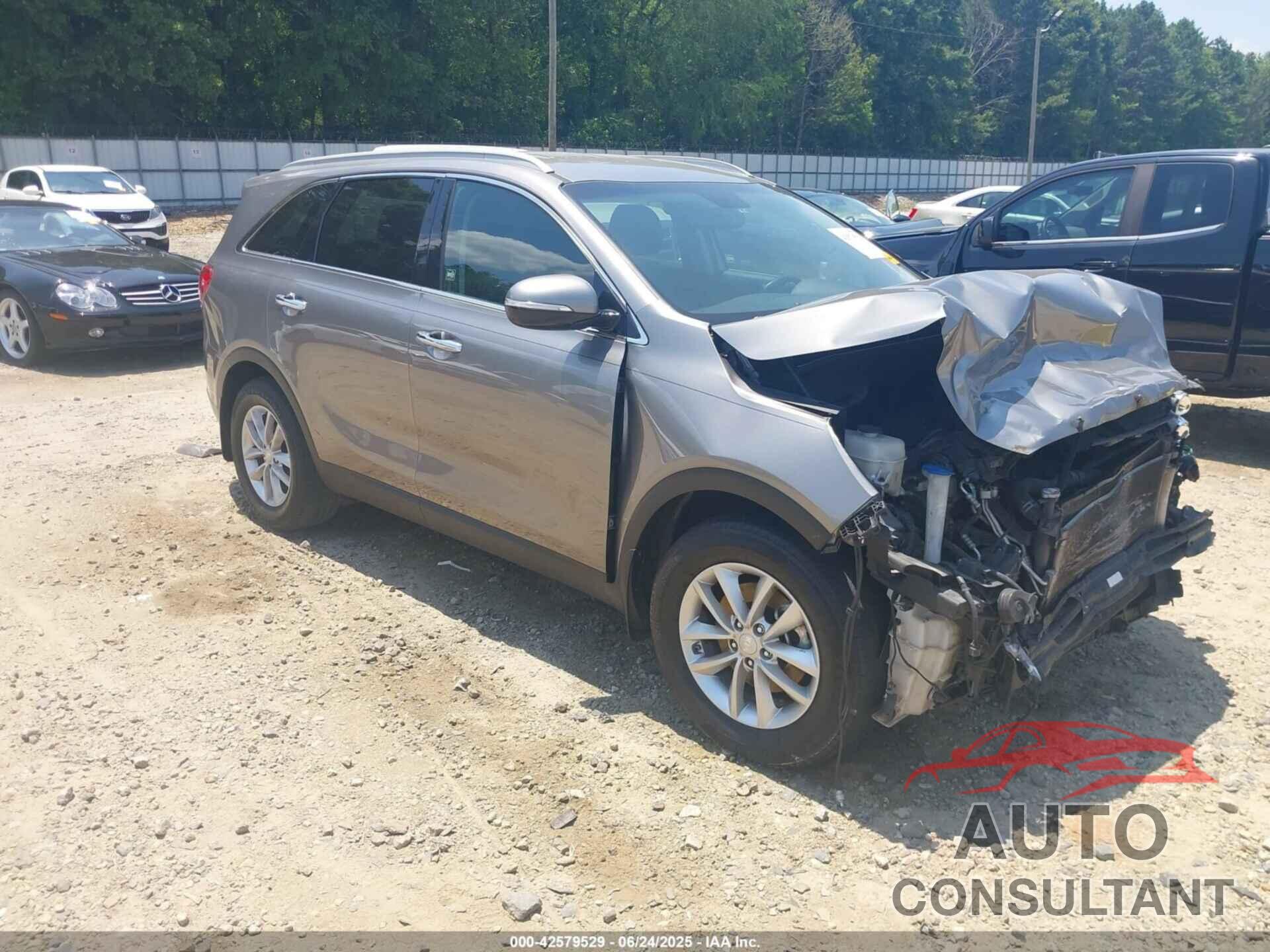 KIA SORENTO 2017 - 5XYPG4A3XHG271647