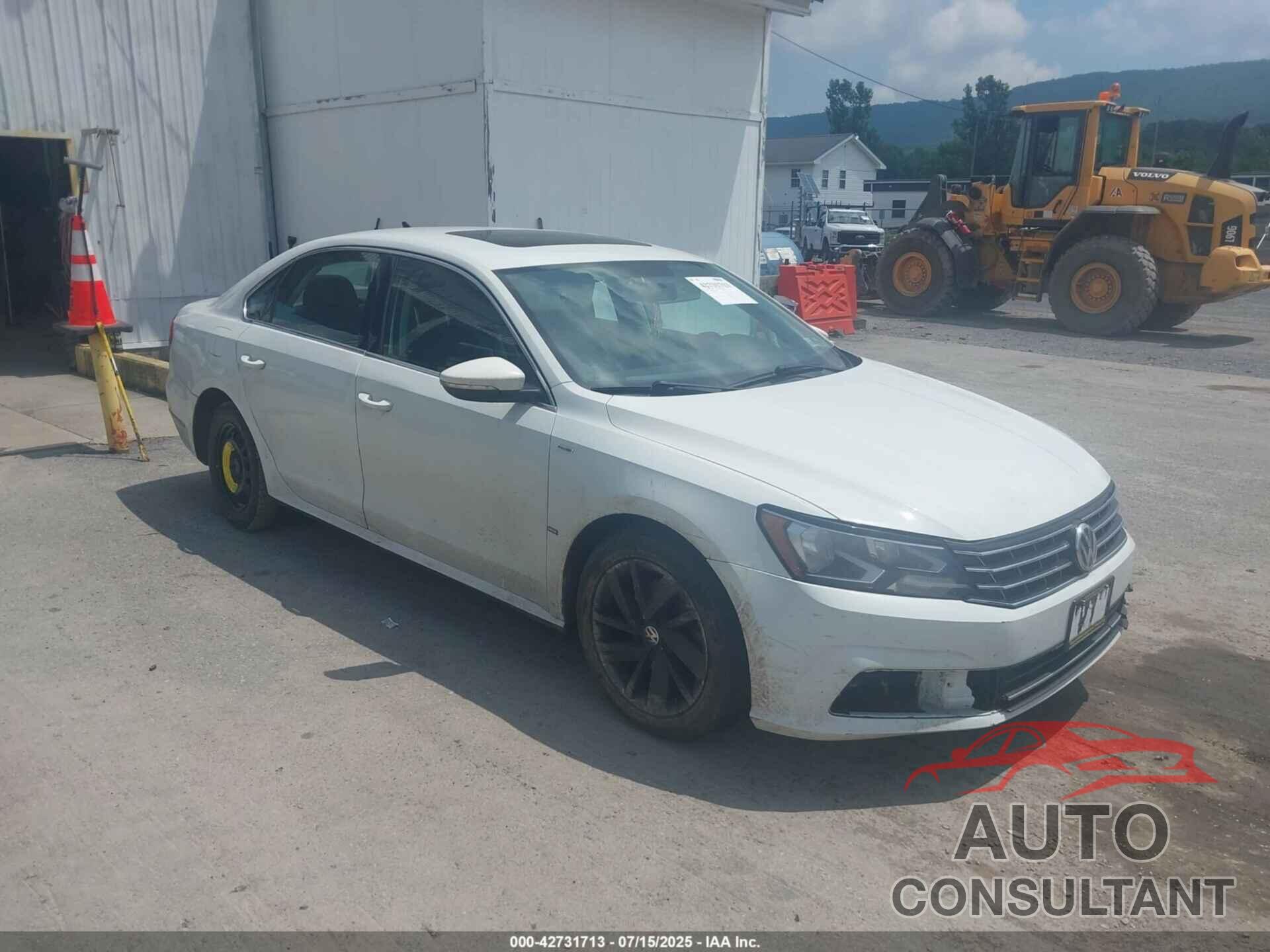 VOLKSWAGEN PASSAT 2018 - 1VWBA7A35JC031748