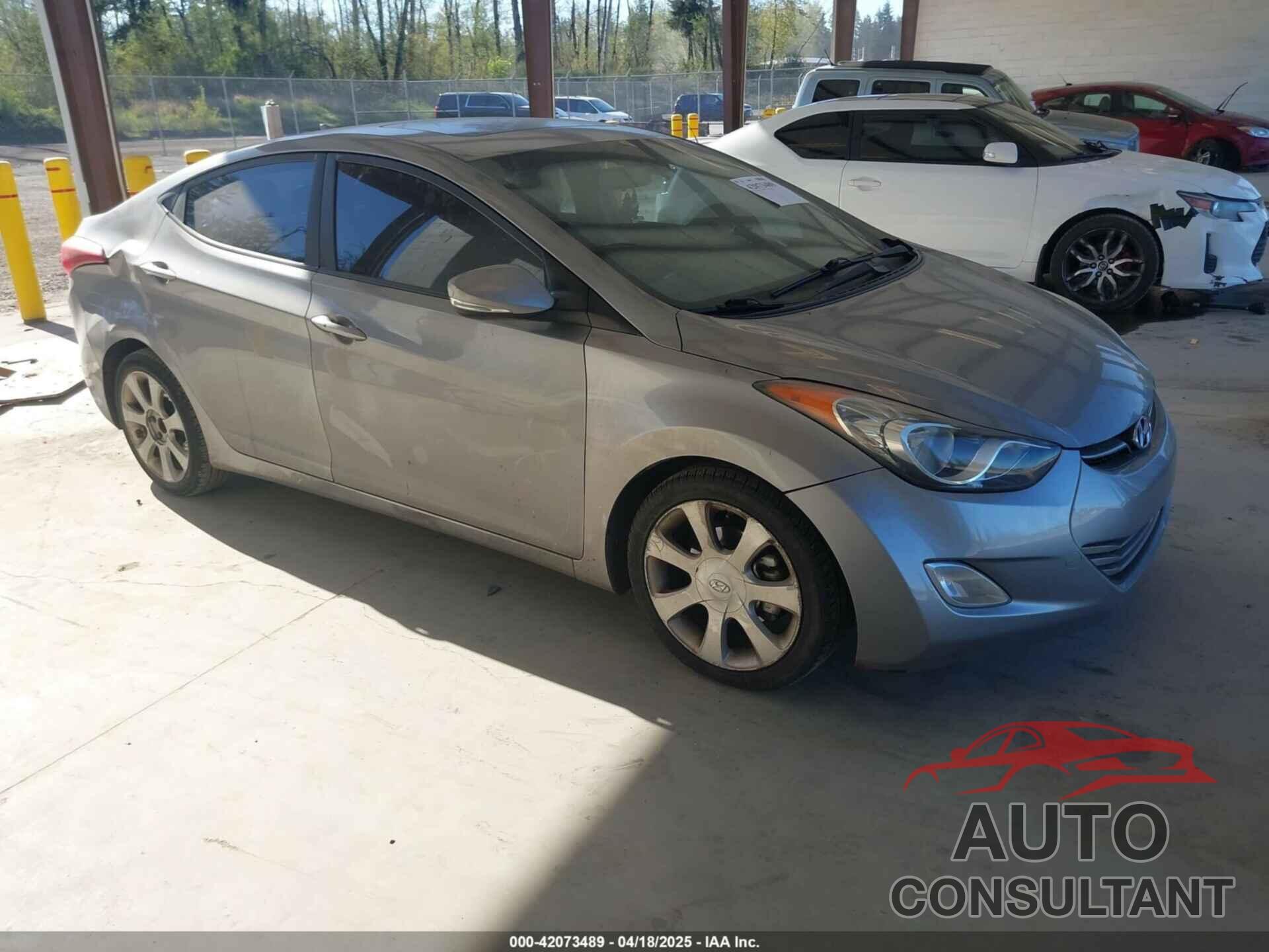 HYUNDAI ELANTRA 2013 - KMHDH4AE8DU805119