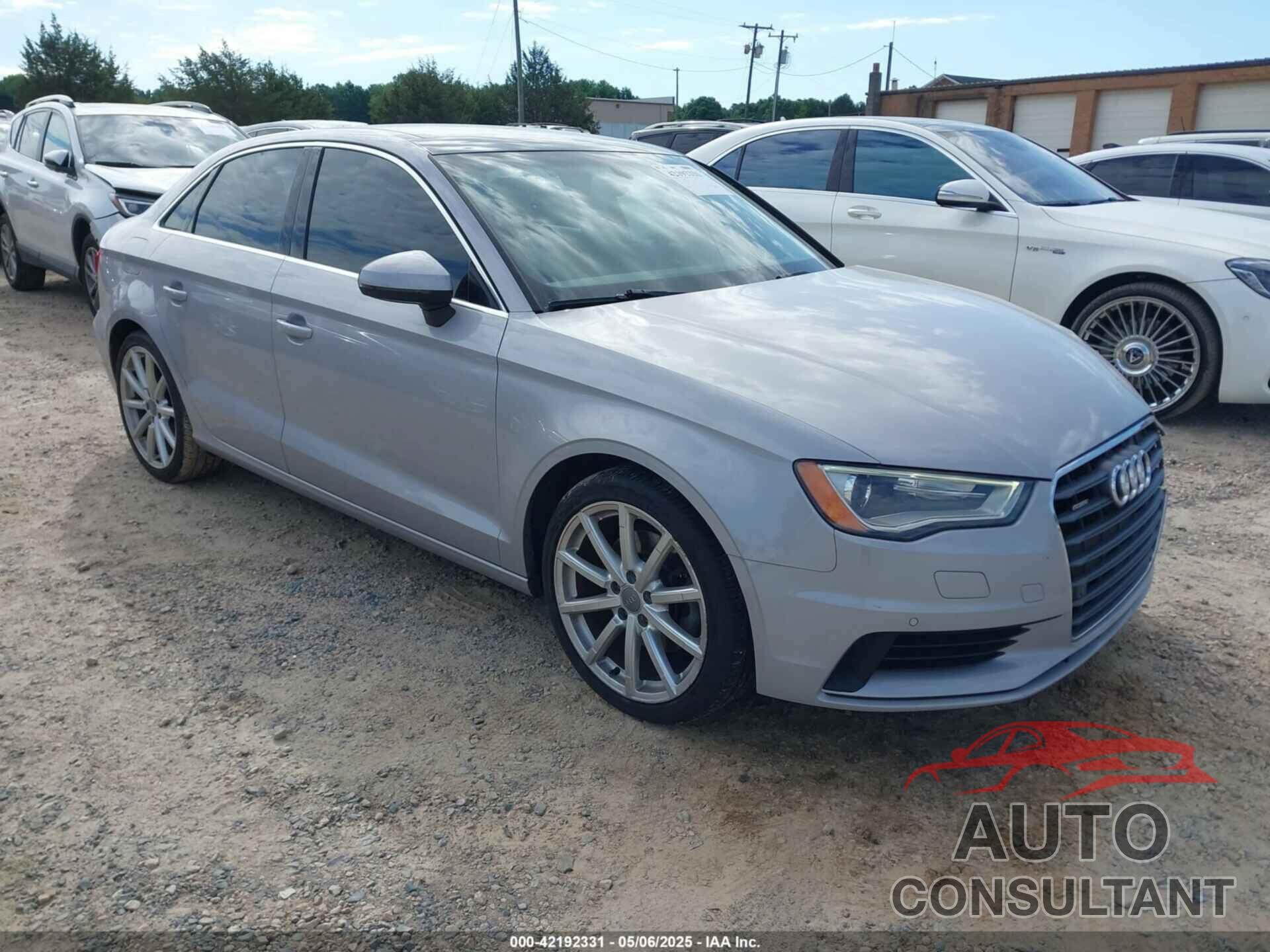 AUDI A3 2015 - WAUEFGFF7F1044568