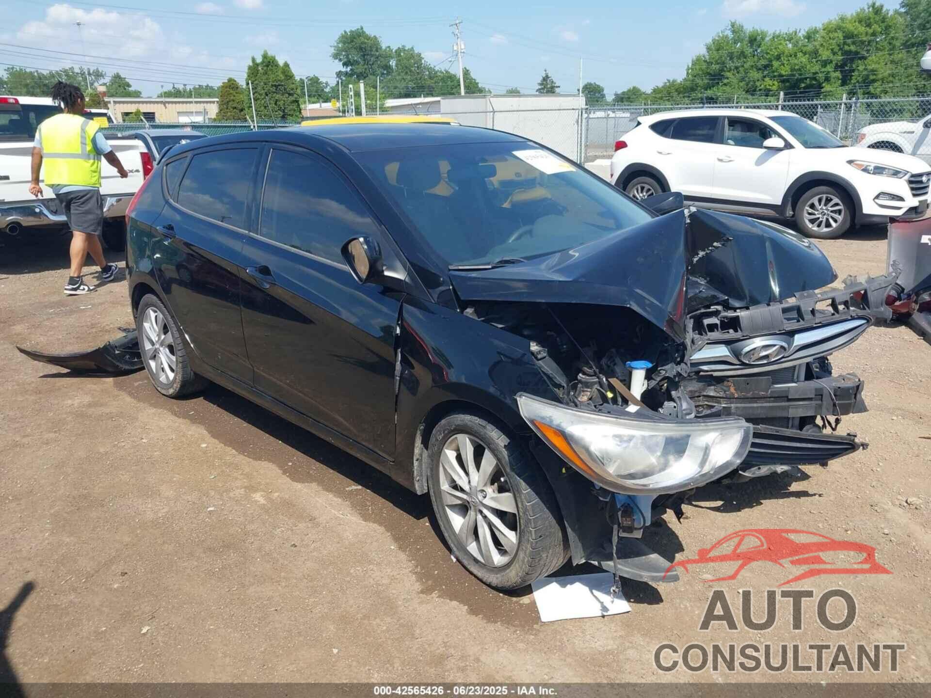 HYUNDAI ACCENT 2012 - KMHCU5AE3CU010510