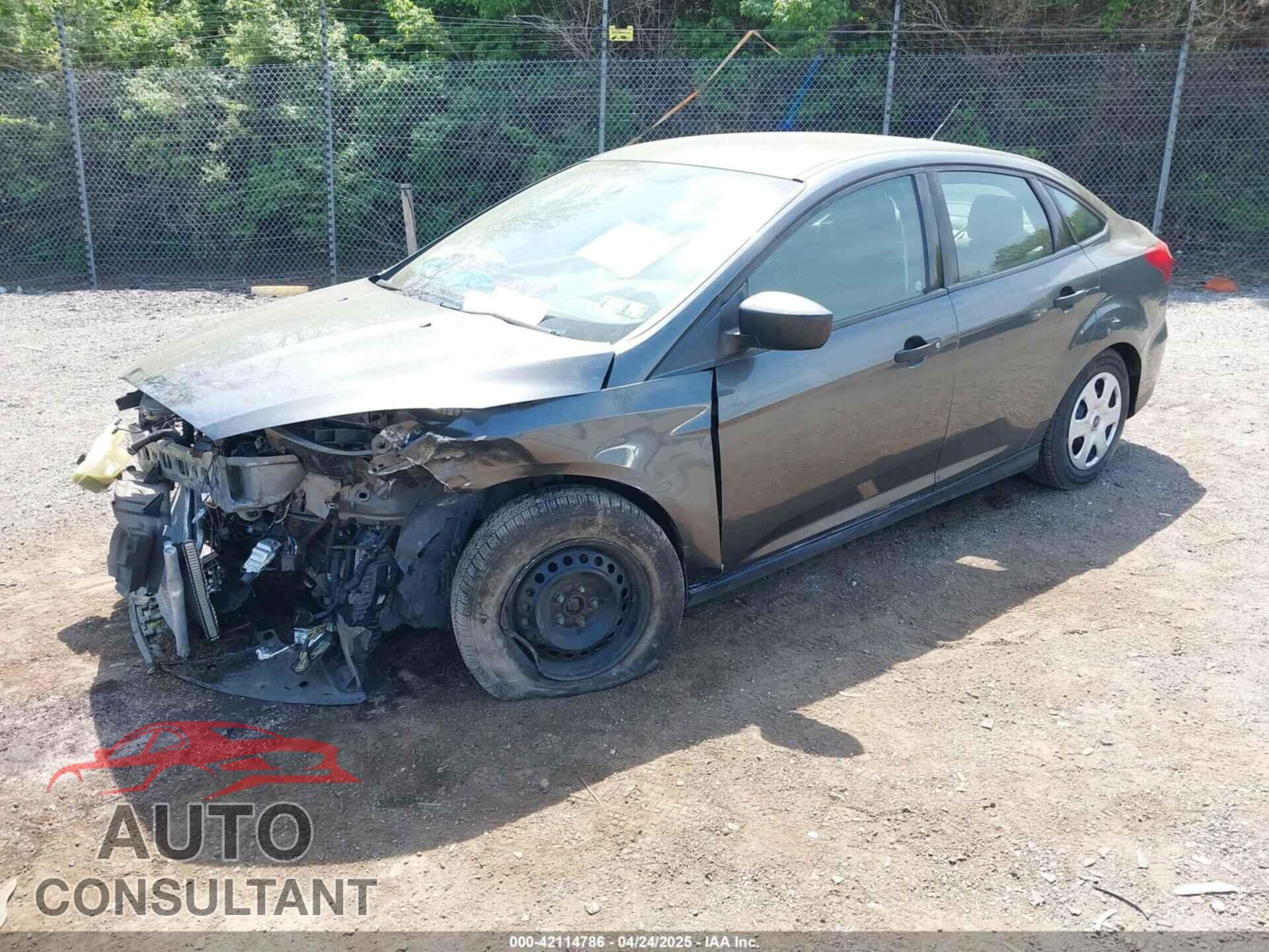 FORD FOCUS 2016 - 1FADP3E23GL400982