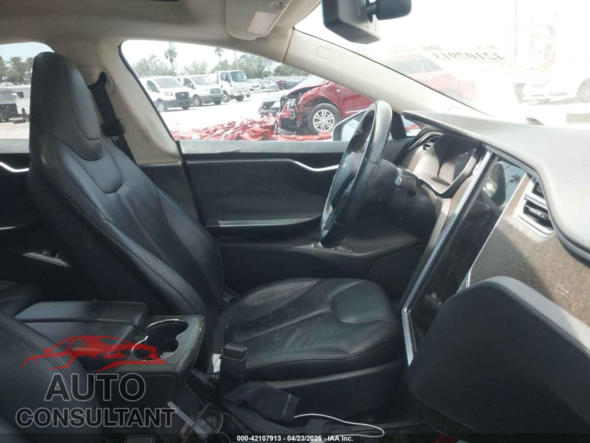 TESLA MODEL S 2014 - 5YJSA1S13EFP49787
