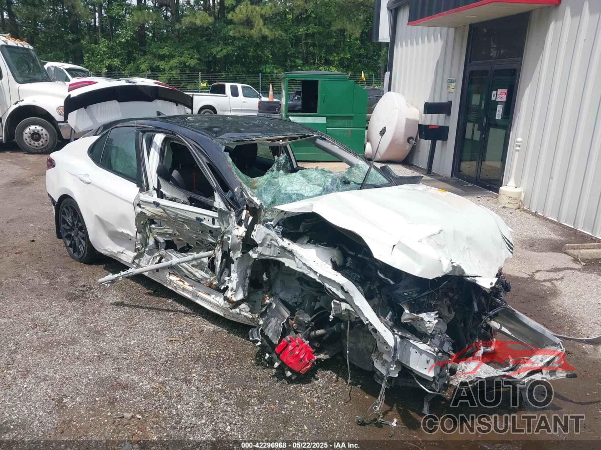 TOYOTA CAMRY 2022 - 4T1KZ1AK9NU068801
