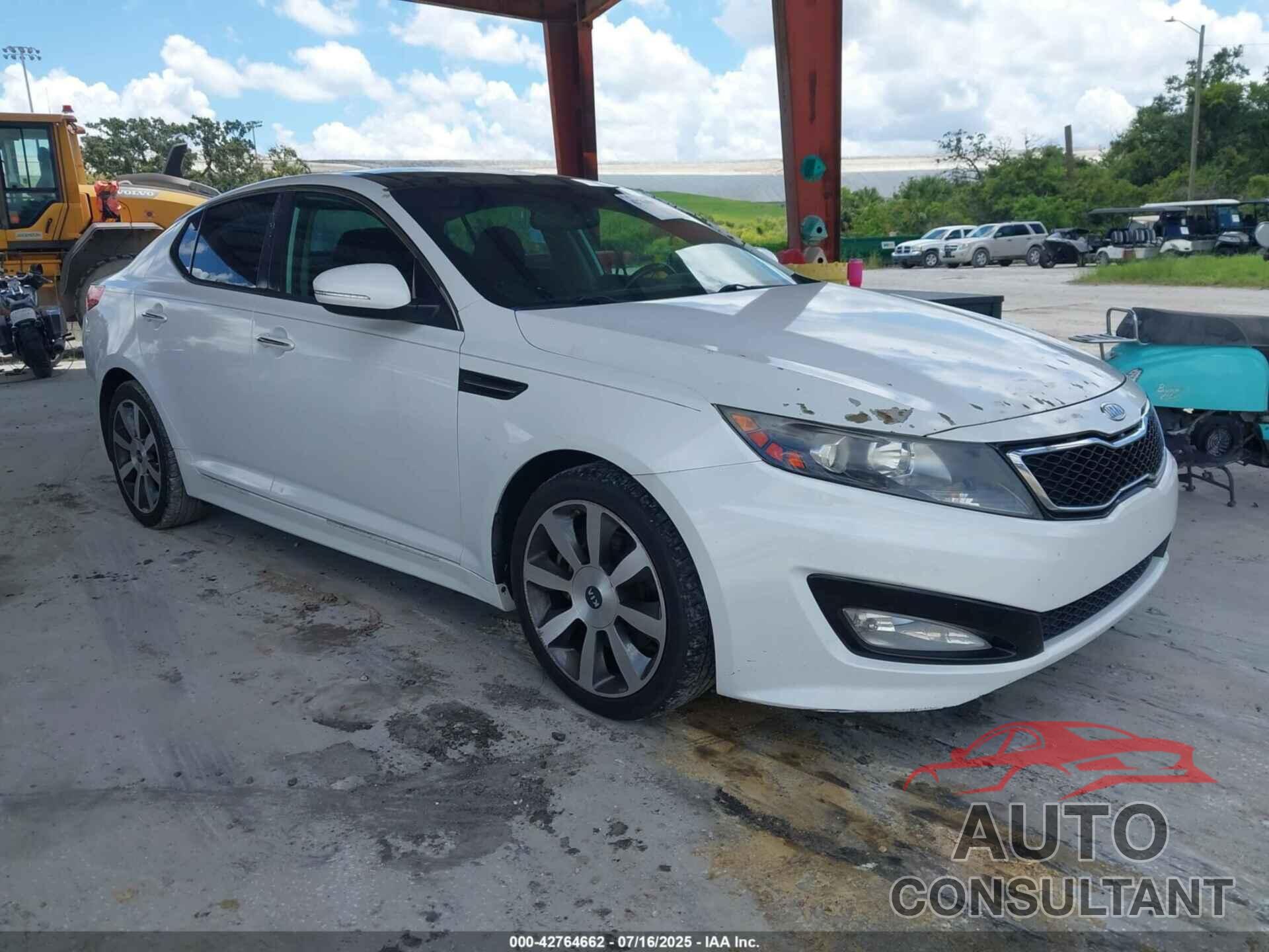 KIA OPTIMA 2012 - 5XXGR4A64CG049445