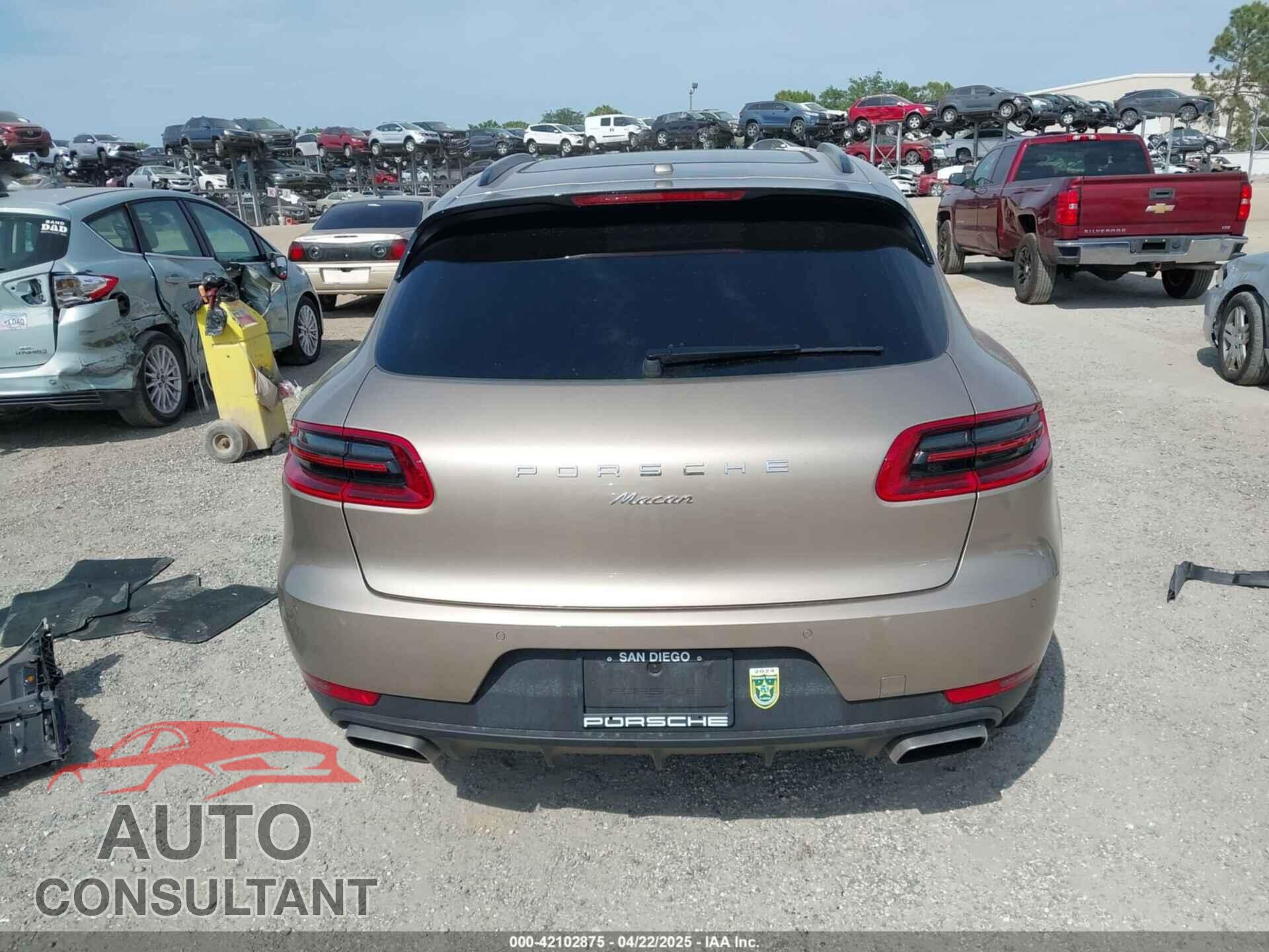 PORSCHE MACAN 2018 - WP1AA2A56JLB06040