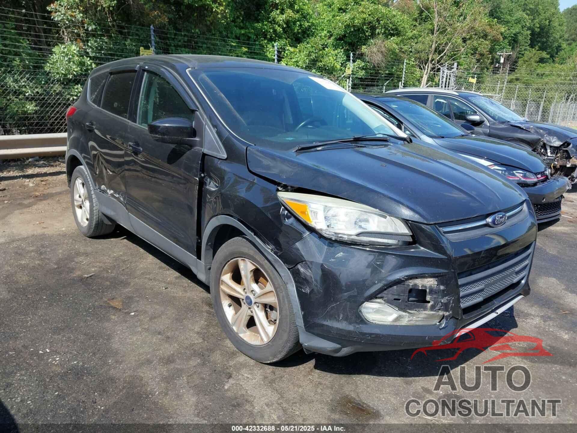 FORD ESCAPE 2015 - 1FMCU9G90FUA81301
