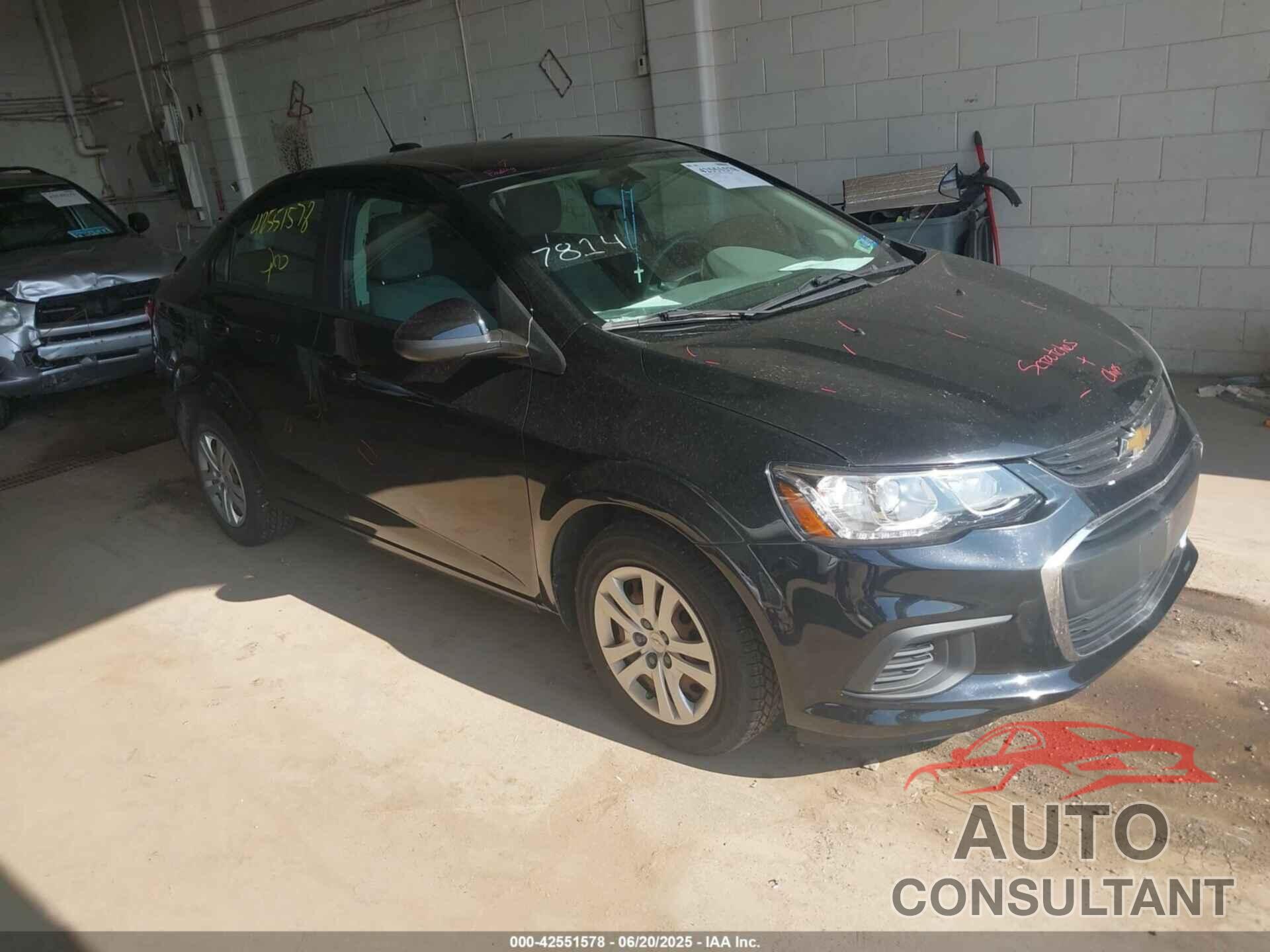 CHEVROLET SONIC 2017 - 1G1JB5SG5H4124641