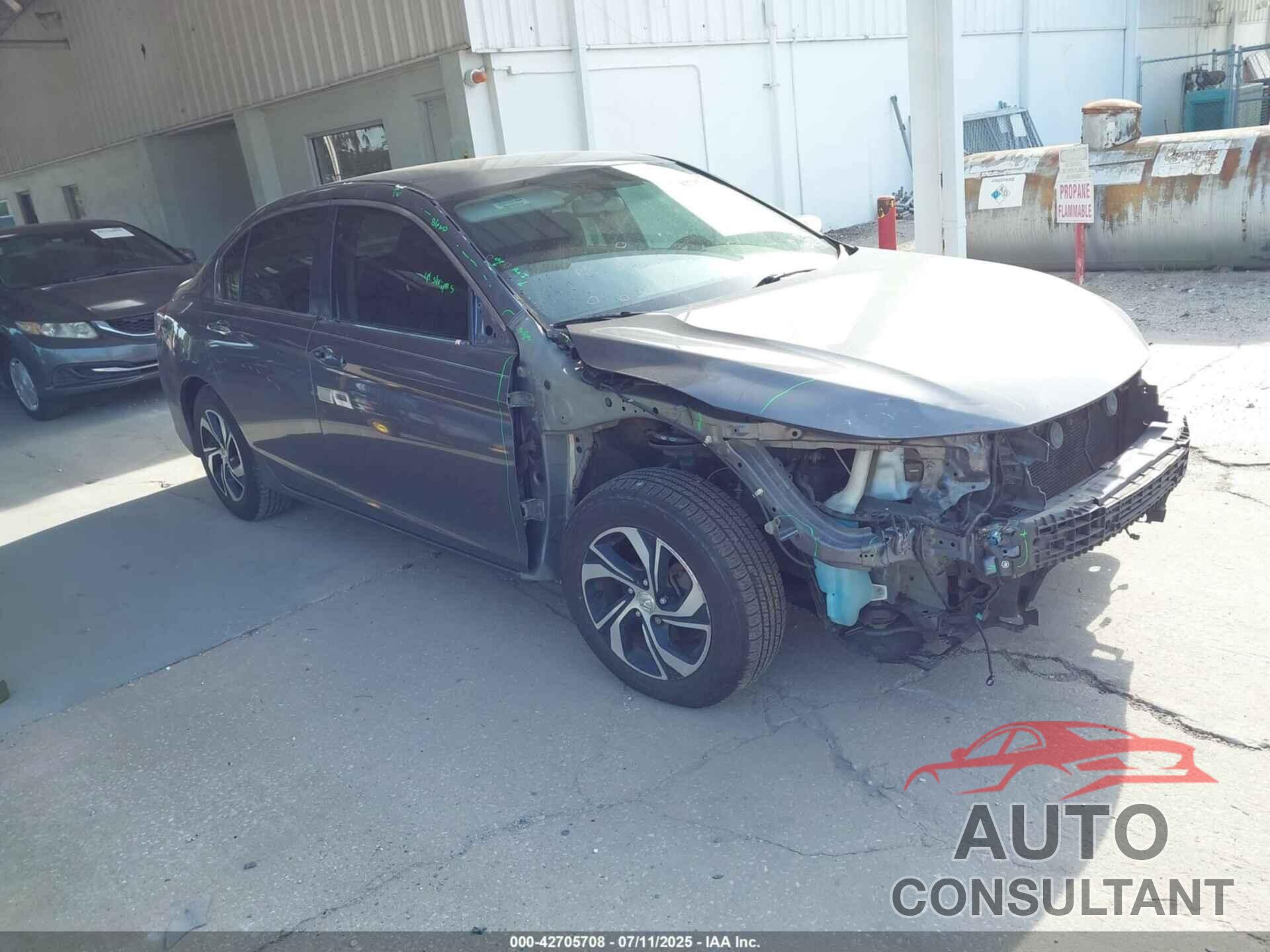 HONDA ACCORD 2017 - 1HGCR2F38HA040205
