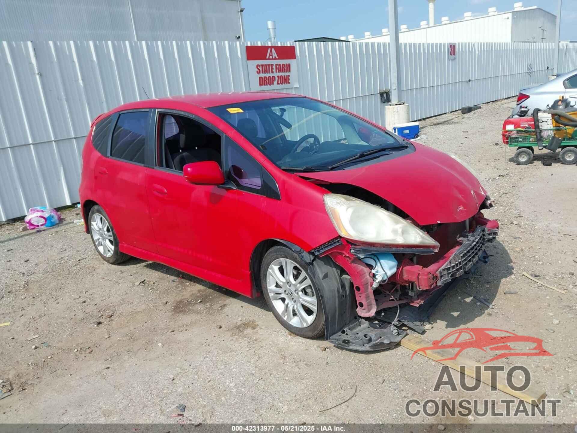 HONDA FIT 2009 - JHMGE886X9S014480