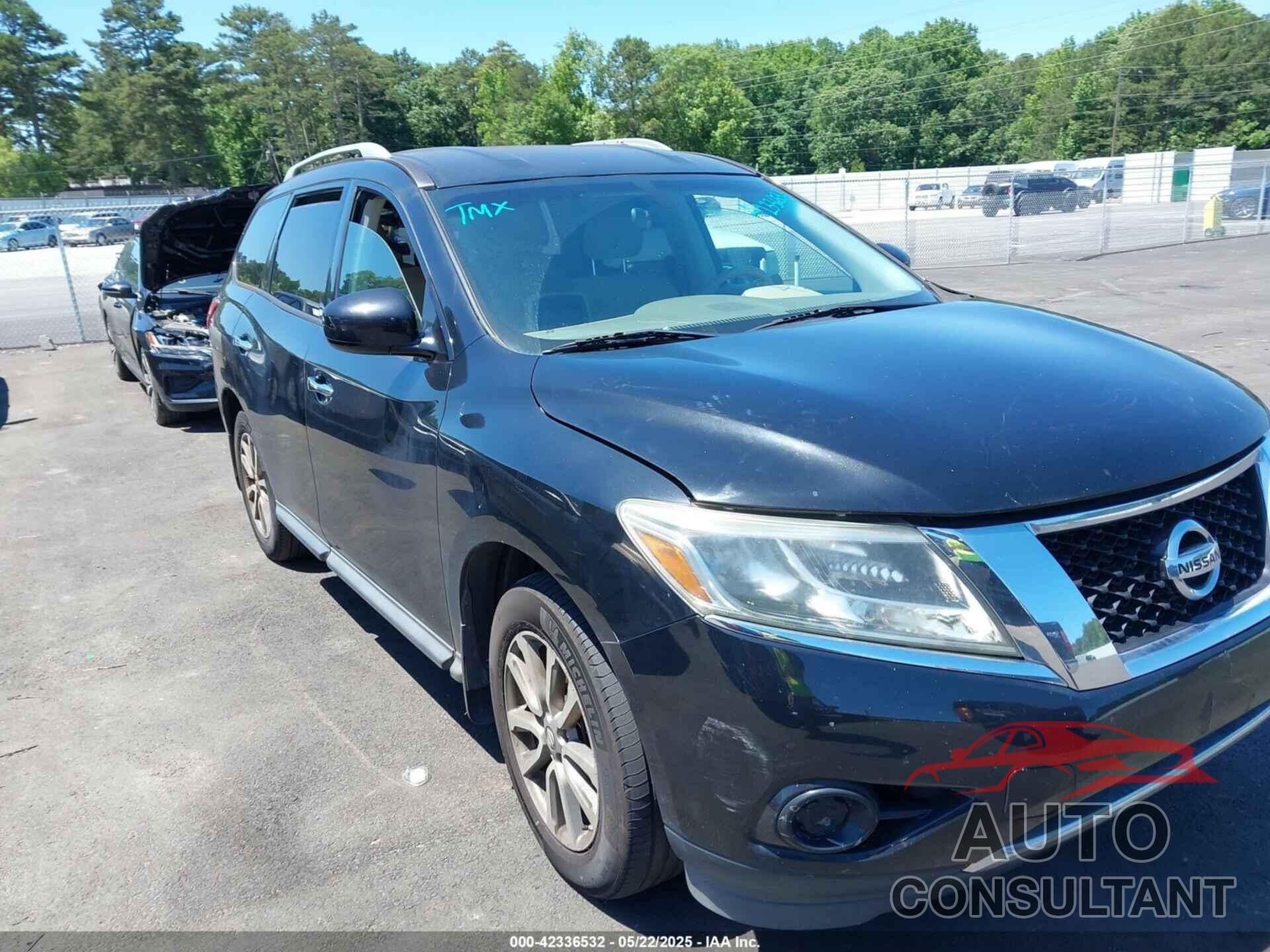 NISSAN PATHFINDER 2015 - 5N1AR2MN4FC668558