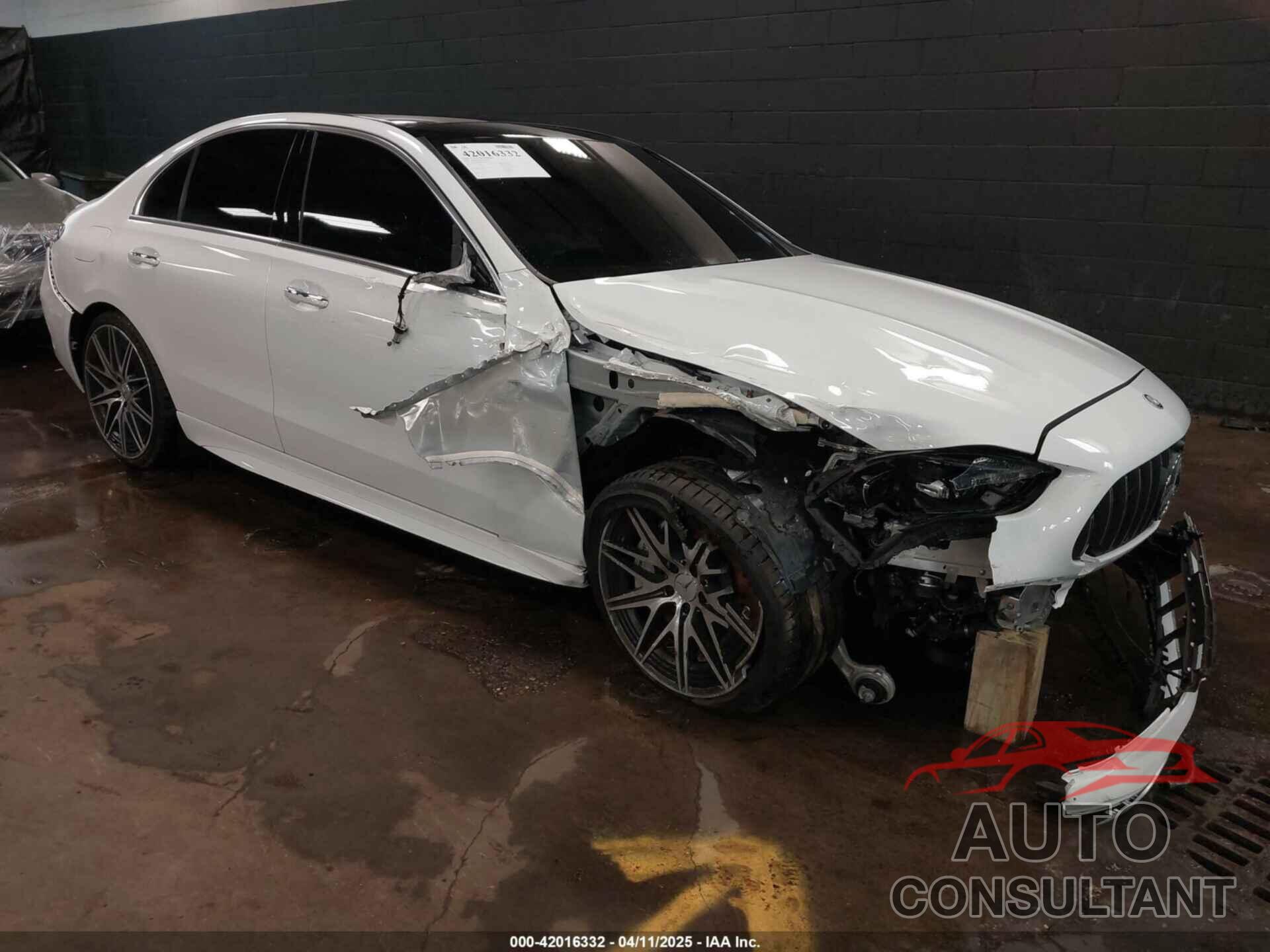 MERCEDES-BENZ AMG C 43 2024 - W1KAF8HB8RR161248