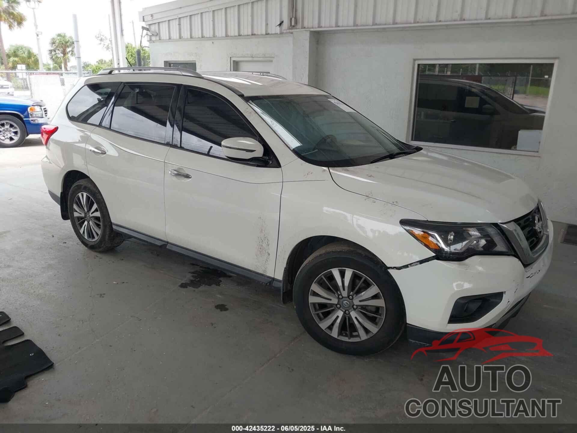 NISSAN PATHFINDER 2017 - 5N1DR2MN3HC674075