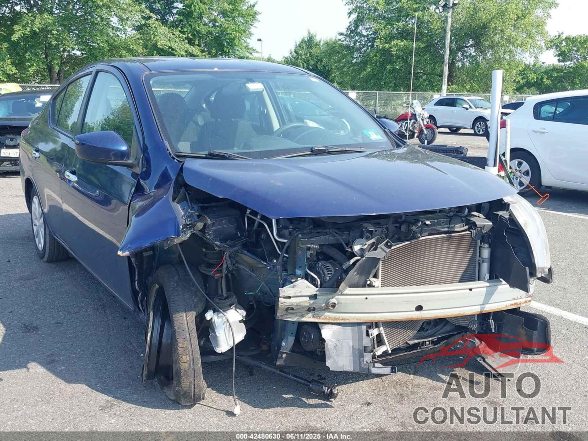NISSAN VERSA 2018 - 3N1CN7AP9JL844967