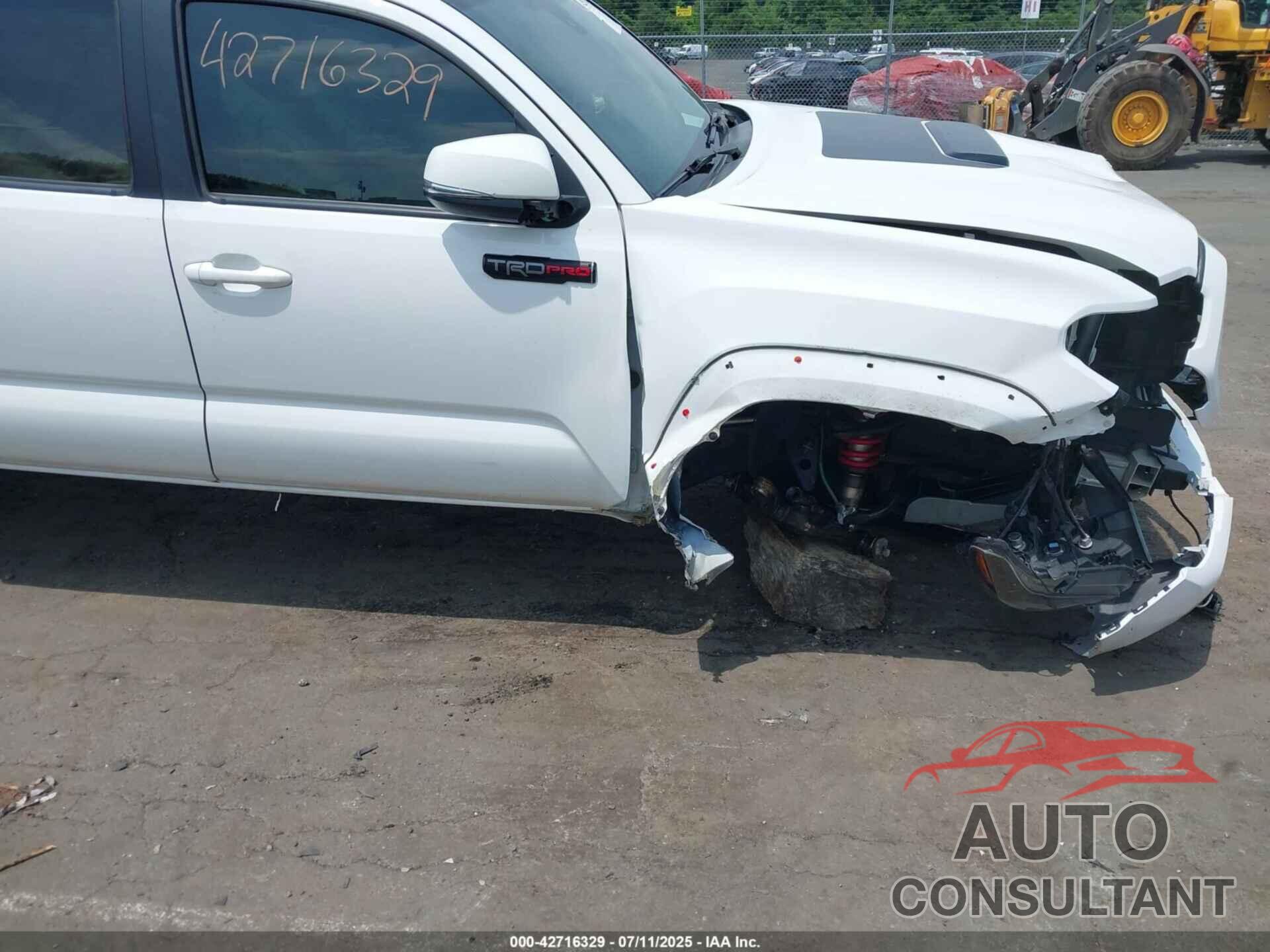 TOYOTA TACOMA 2019 - 5TFCZ5AN7KX187628