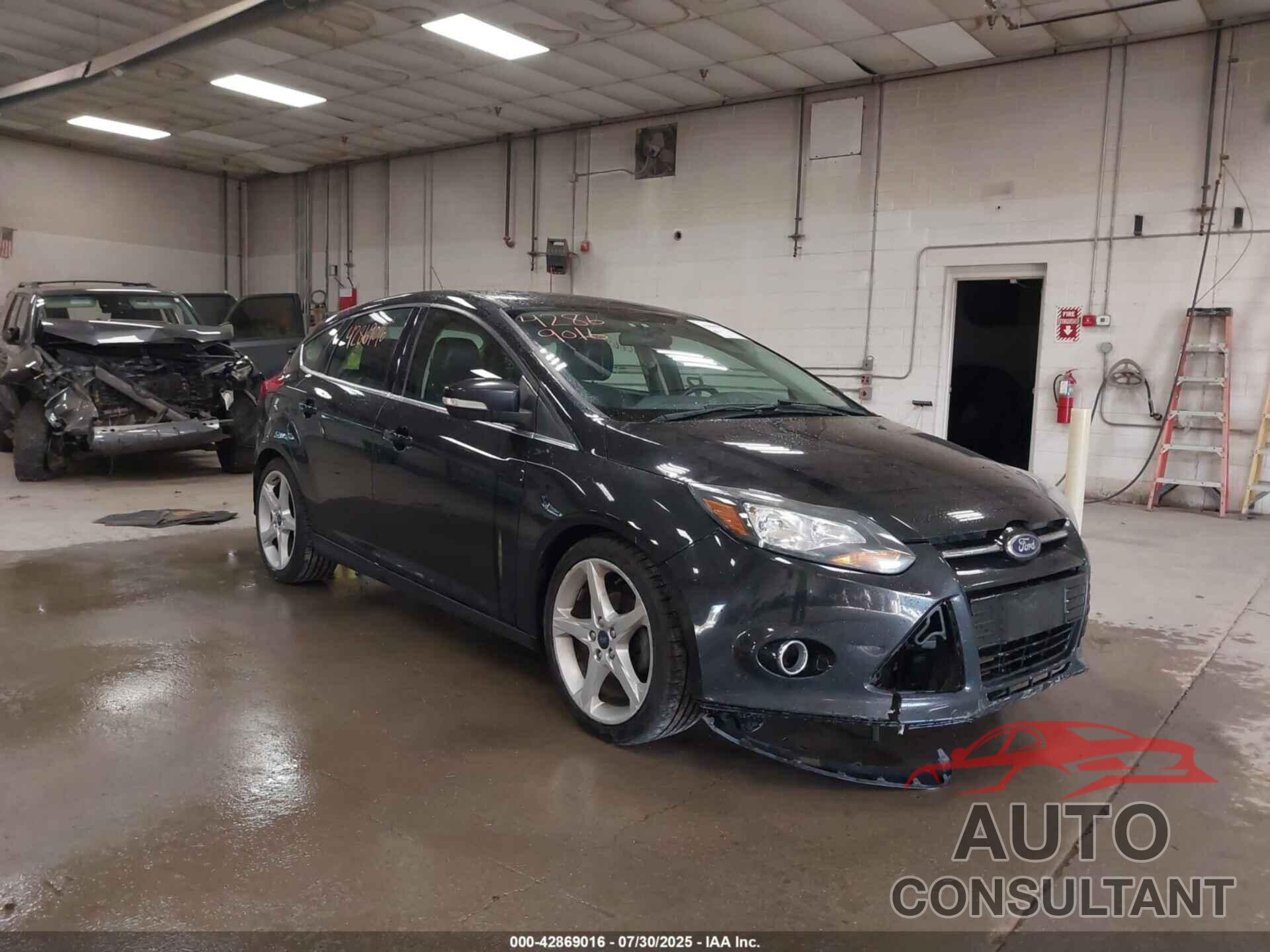 FORD FOCUS 2014 - 1FADP3N2XEL101583