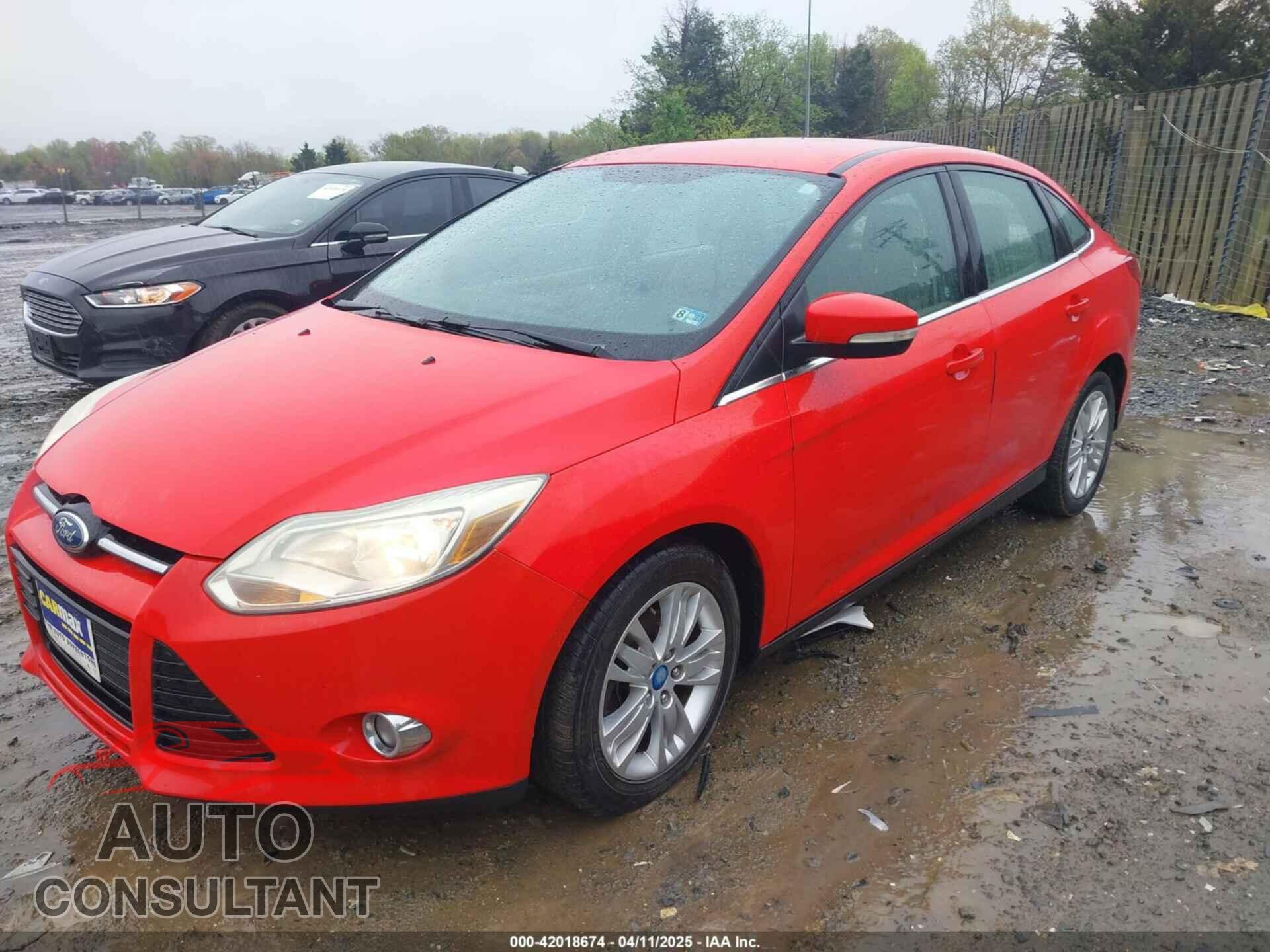 FORD FOCUS 2012 - 1FAHP3H25CL162575