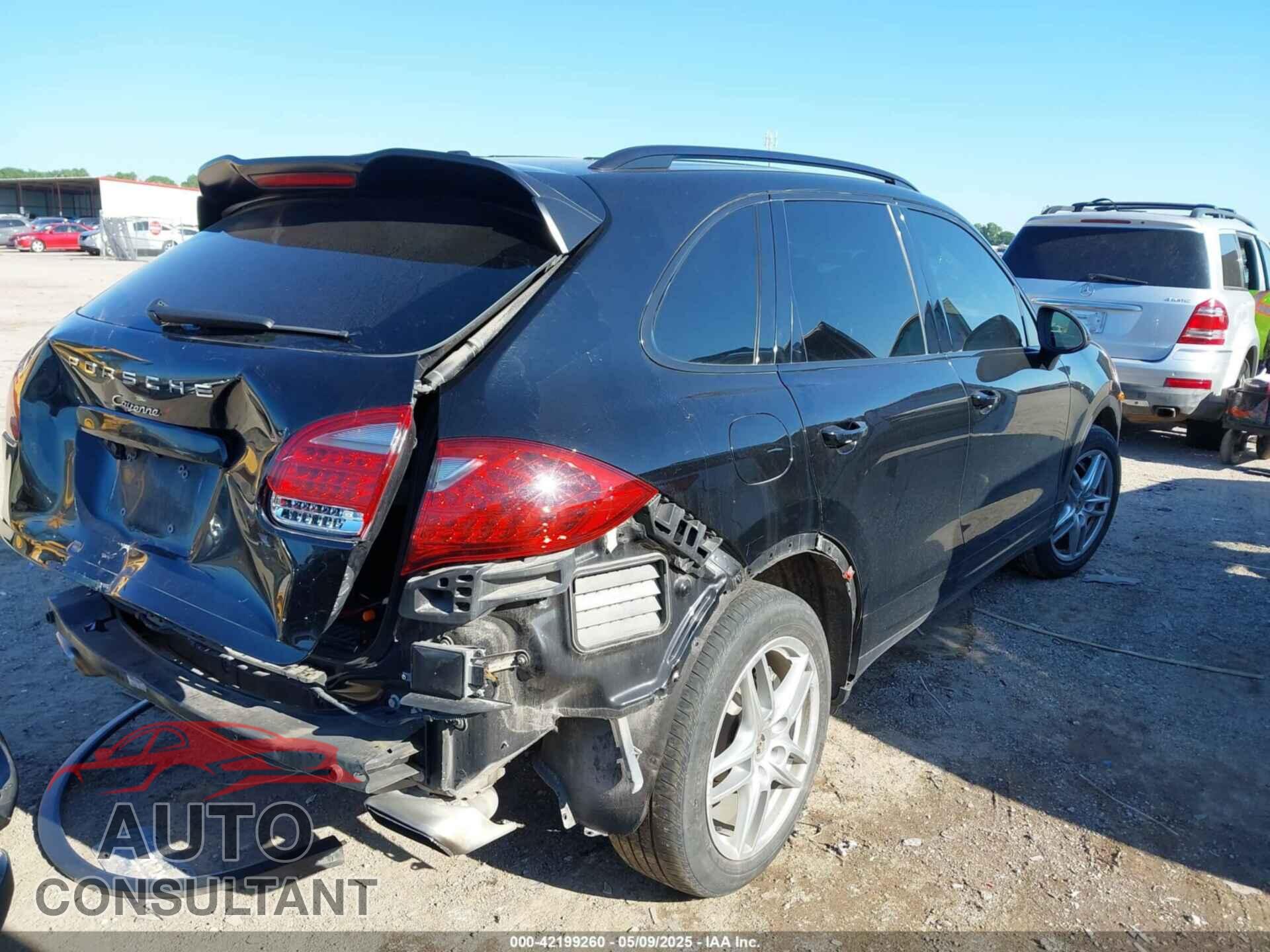 PORSCHE CAYENNE 2012 - WP1AA2A20CLA06038