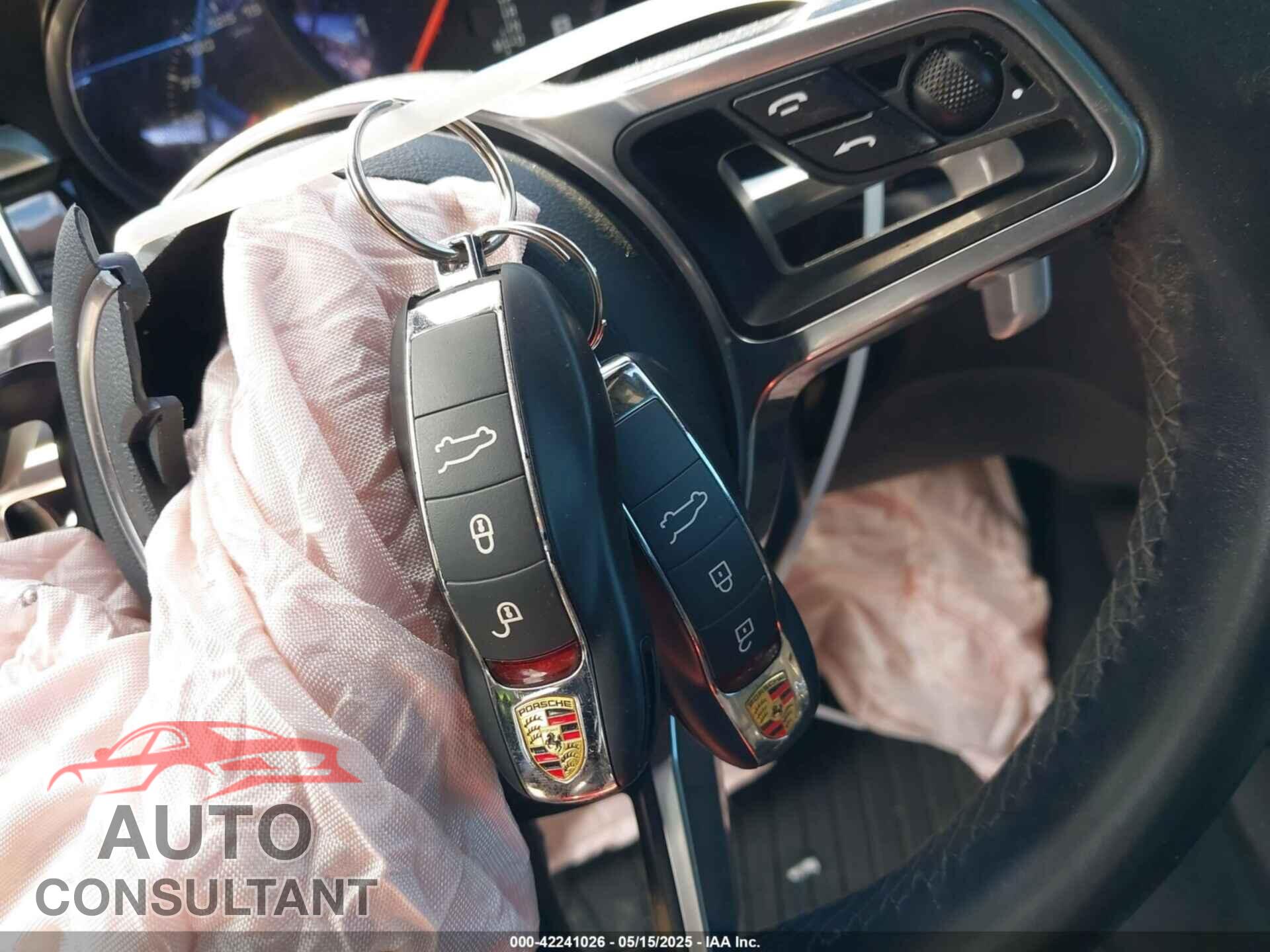 PORSCHE MACAN 2018 - WP1AA2A51JLB07354
