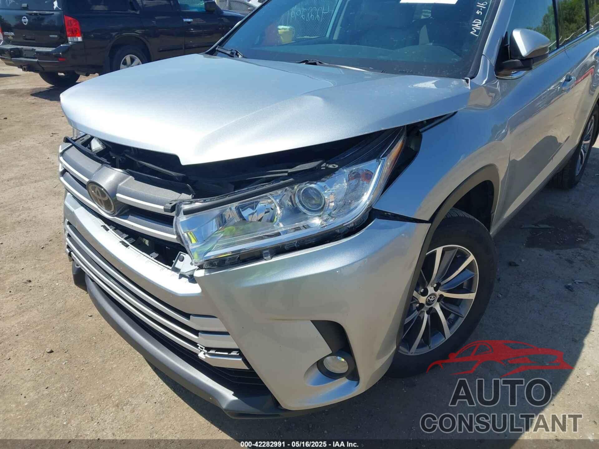 TOYOTA HIGHLANDER 2019 - 5TDJZRFH5KS570670