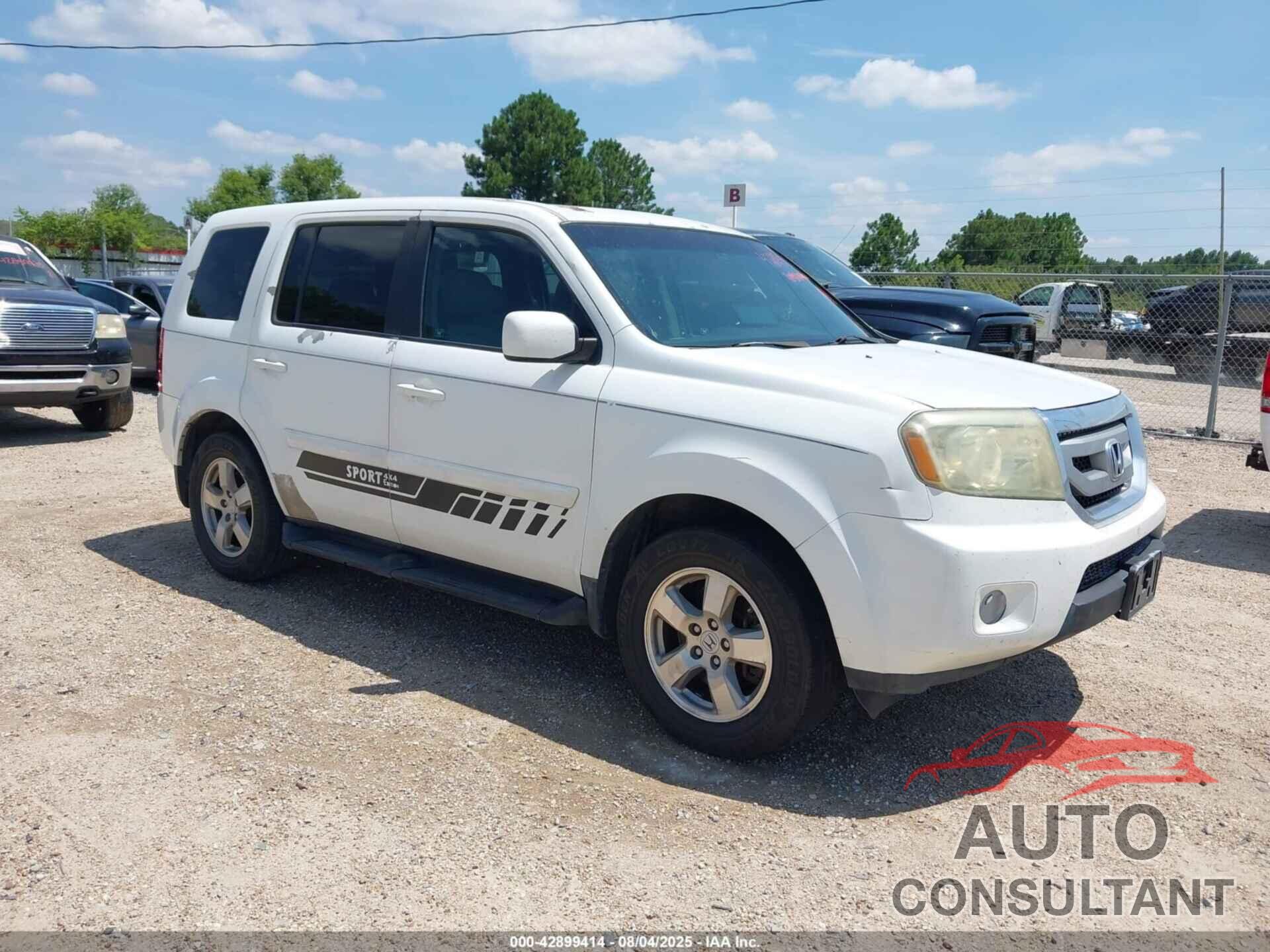 HONDA PILOT 2011 - 5FNYF3H65BB036220