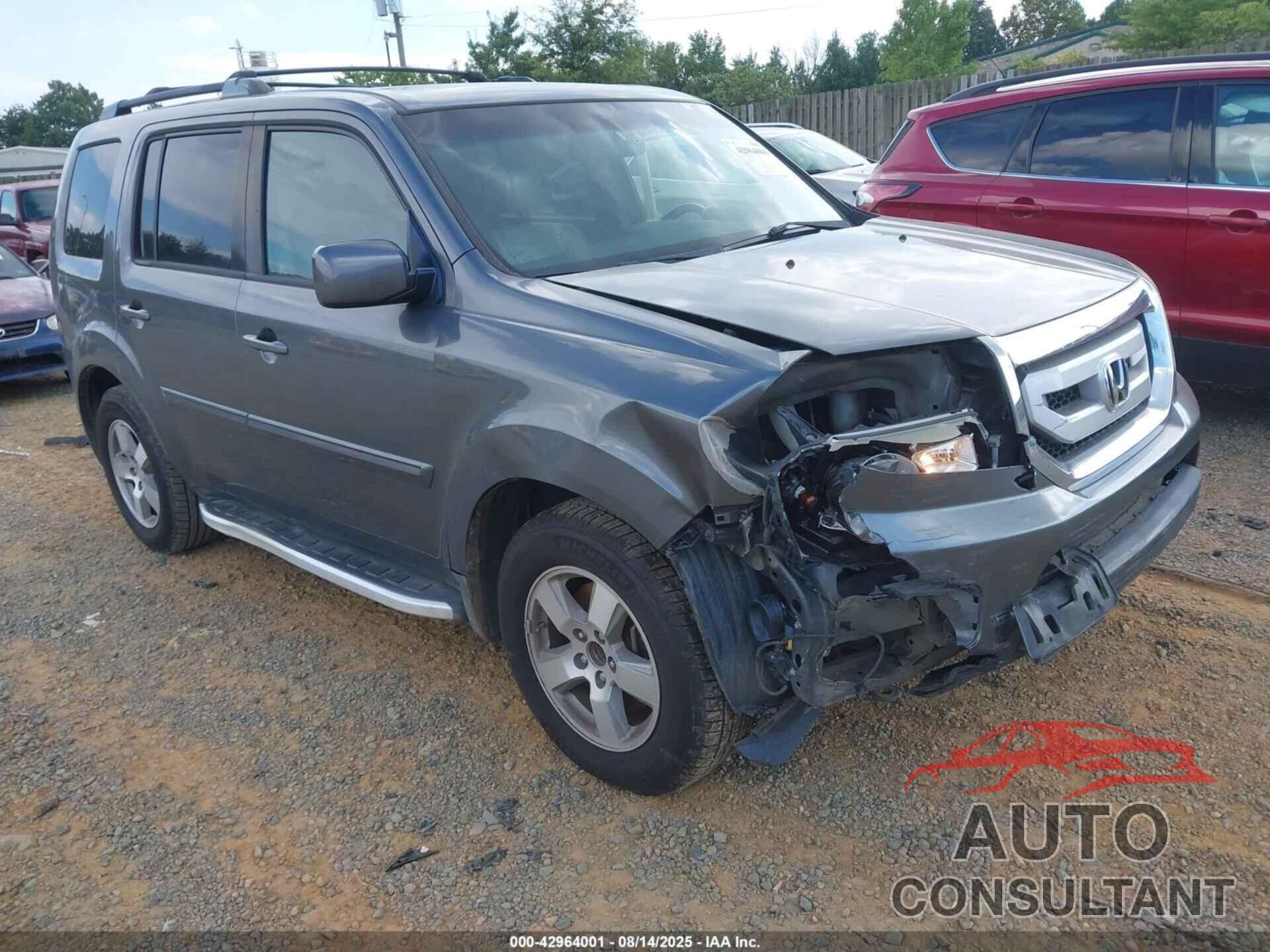 HONDA PILOT 2011 - 5FNYF4H50BB009889