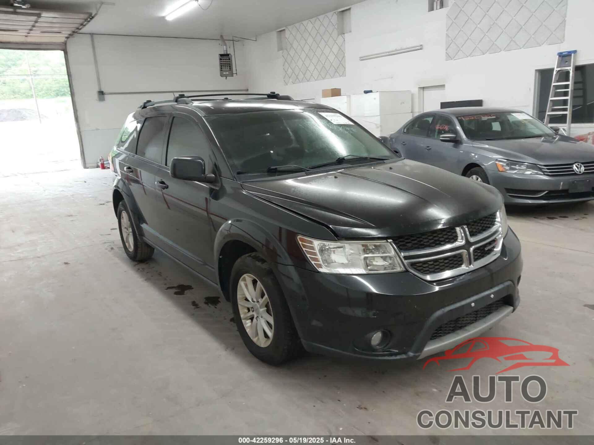DODGE JOURNEY 2013 - 3C4PDCBG8DT537271