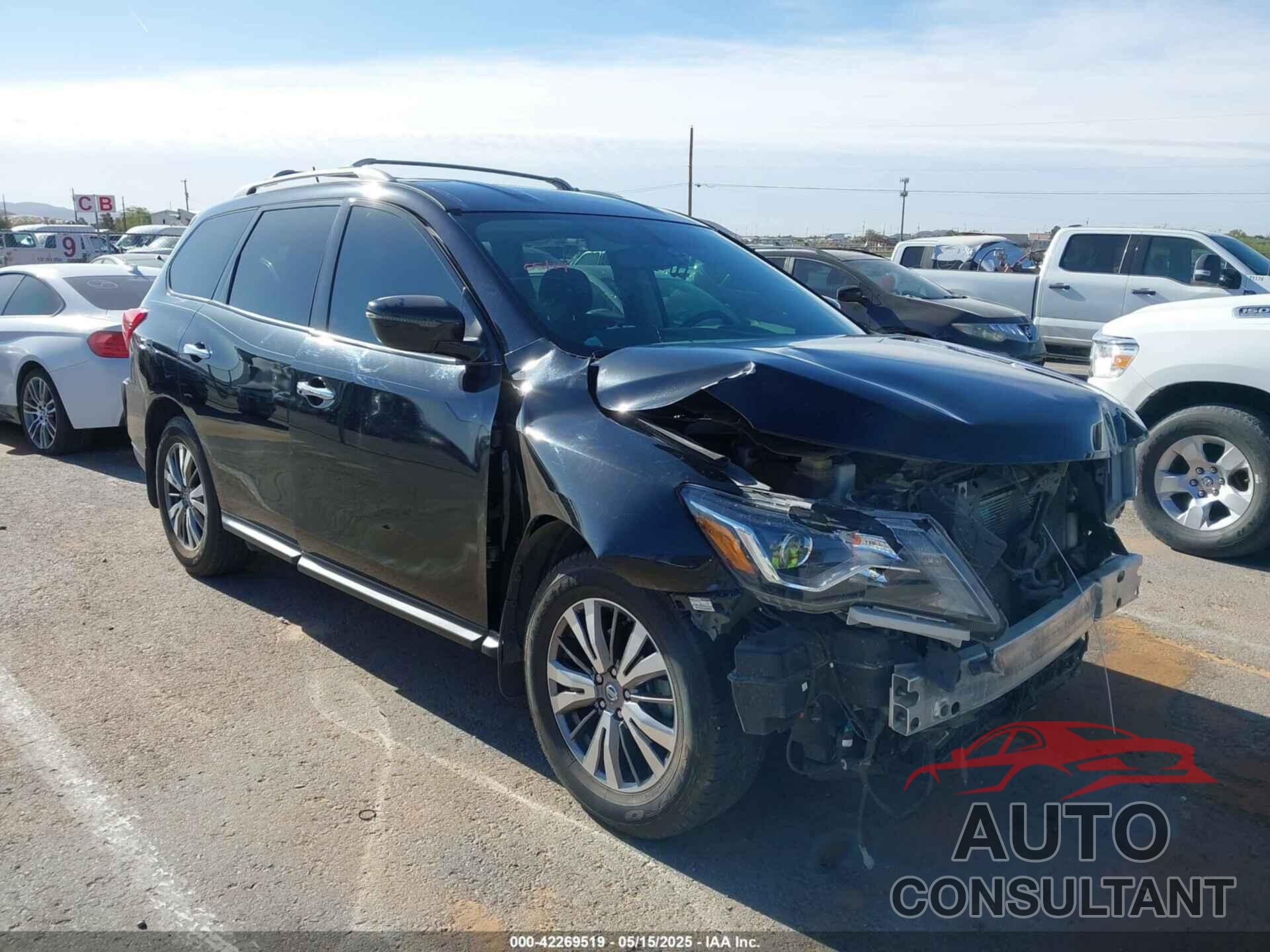 NISSAN PATHFINDER 2018 - 5N1DR2MN8JC670870